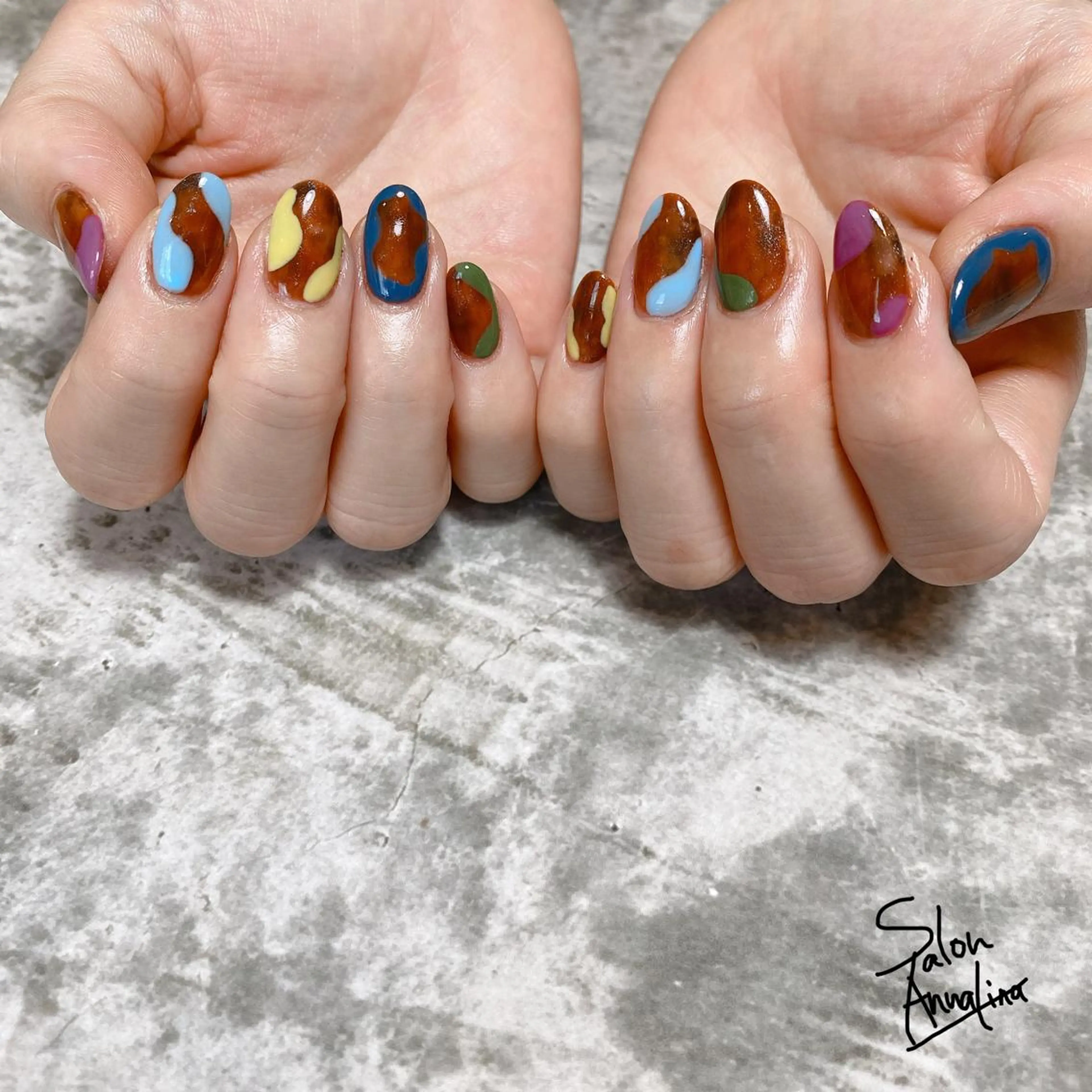 ネイル べっ甲ネイル ハンドネイル アトリエ UNICOのネイルデザイン