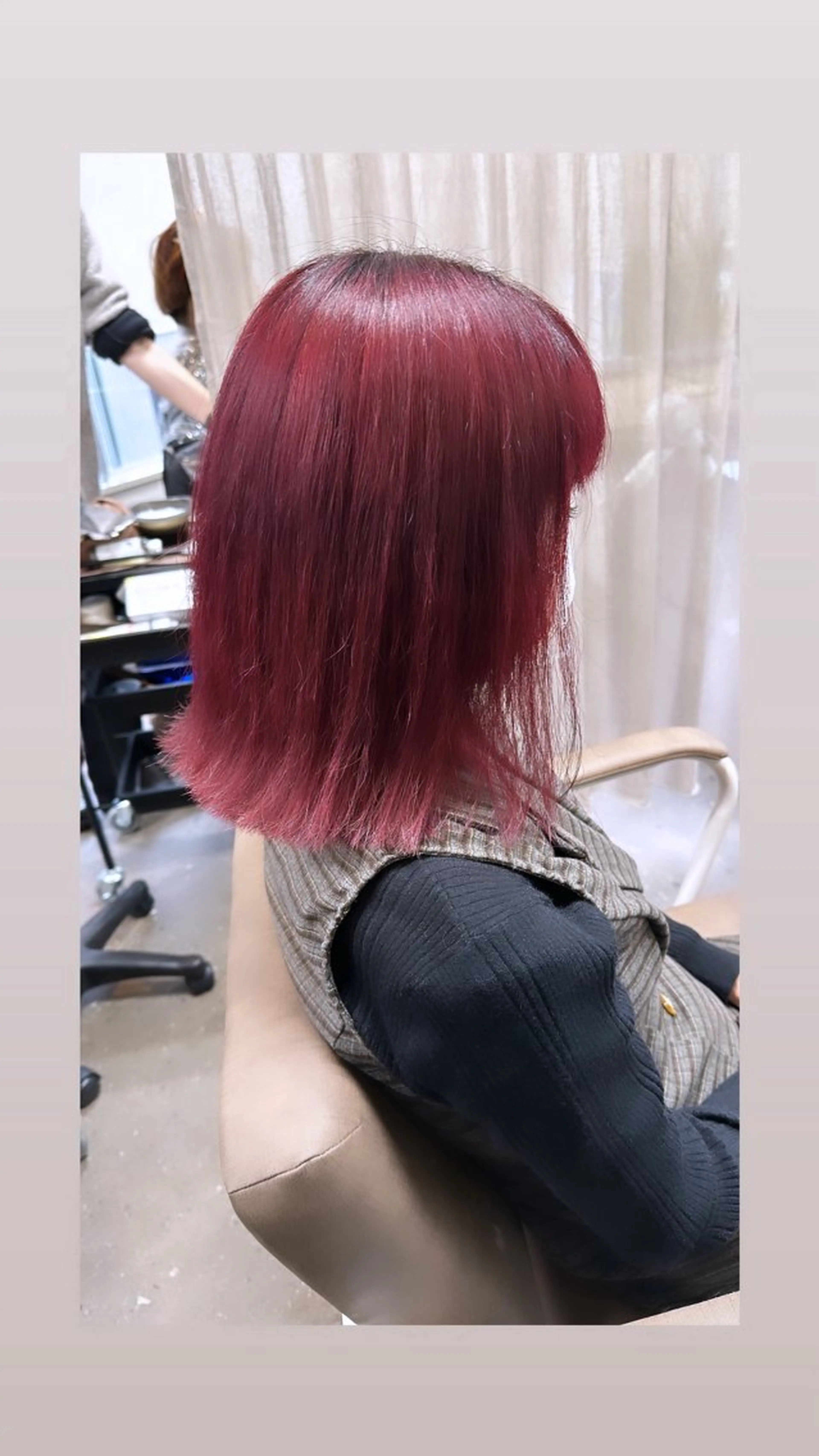 ミディアム ボブ カット ヘアカラー トリートメント TELA HAIR 副代表RIKUのヘアスタイル