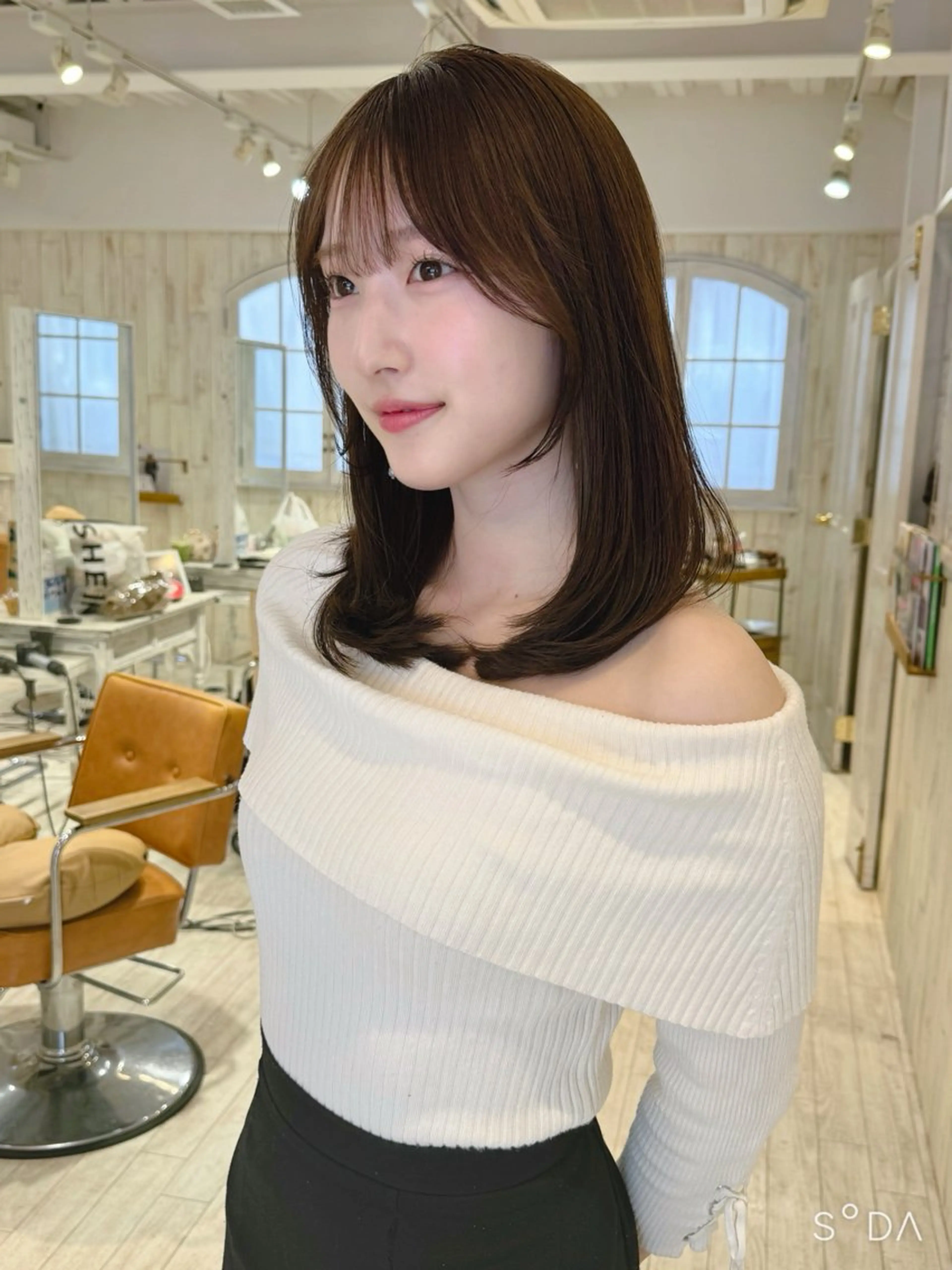 ロング ハイレイヤー/顔周り /レイヤーカットのヘアスタイル