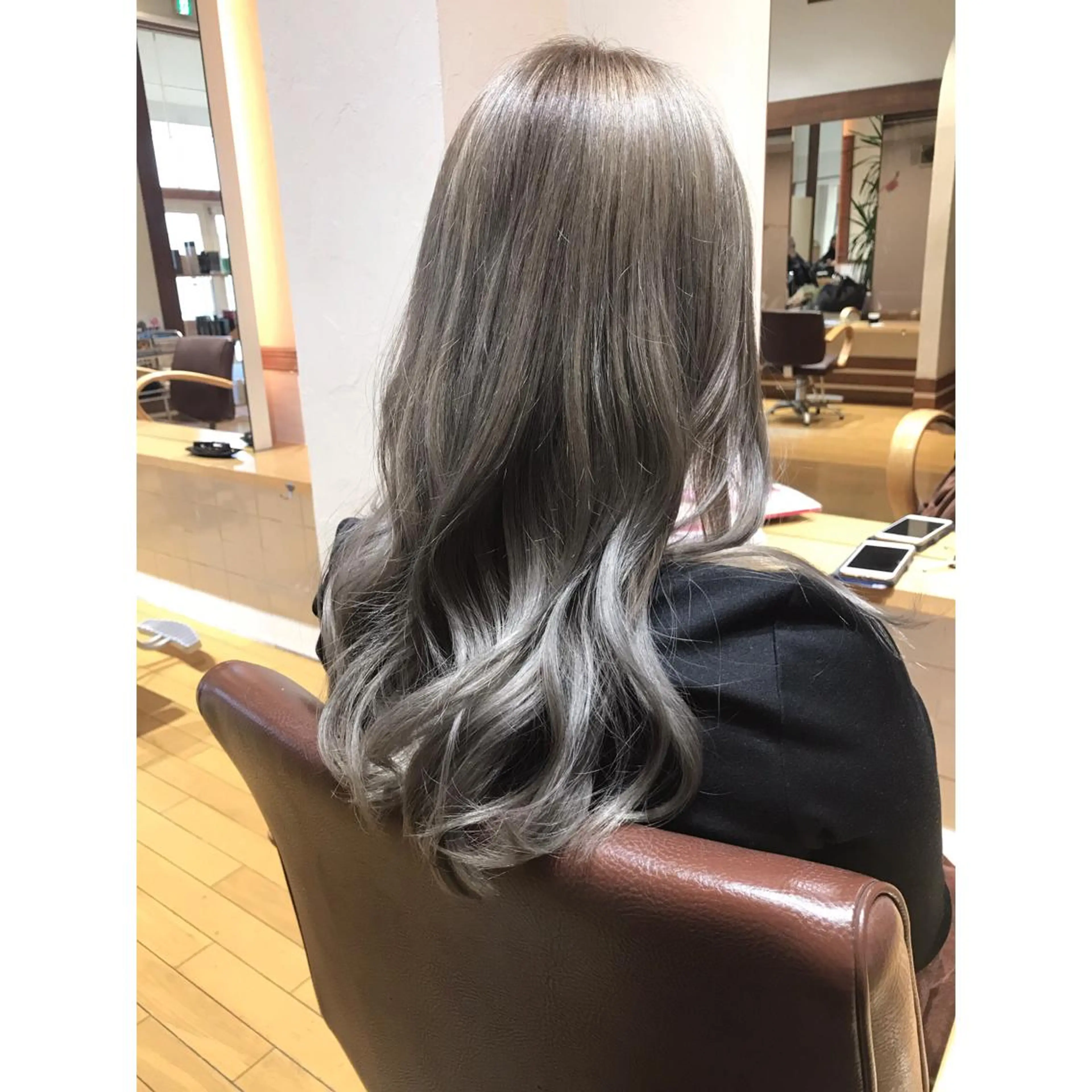 ロング カラー ハイトーンカラー ヘアカラー 片山千晴✨ツヤ髪カラ ー✨顔まわりカット✨のヘアスタイル
