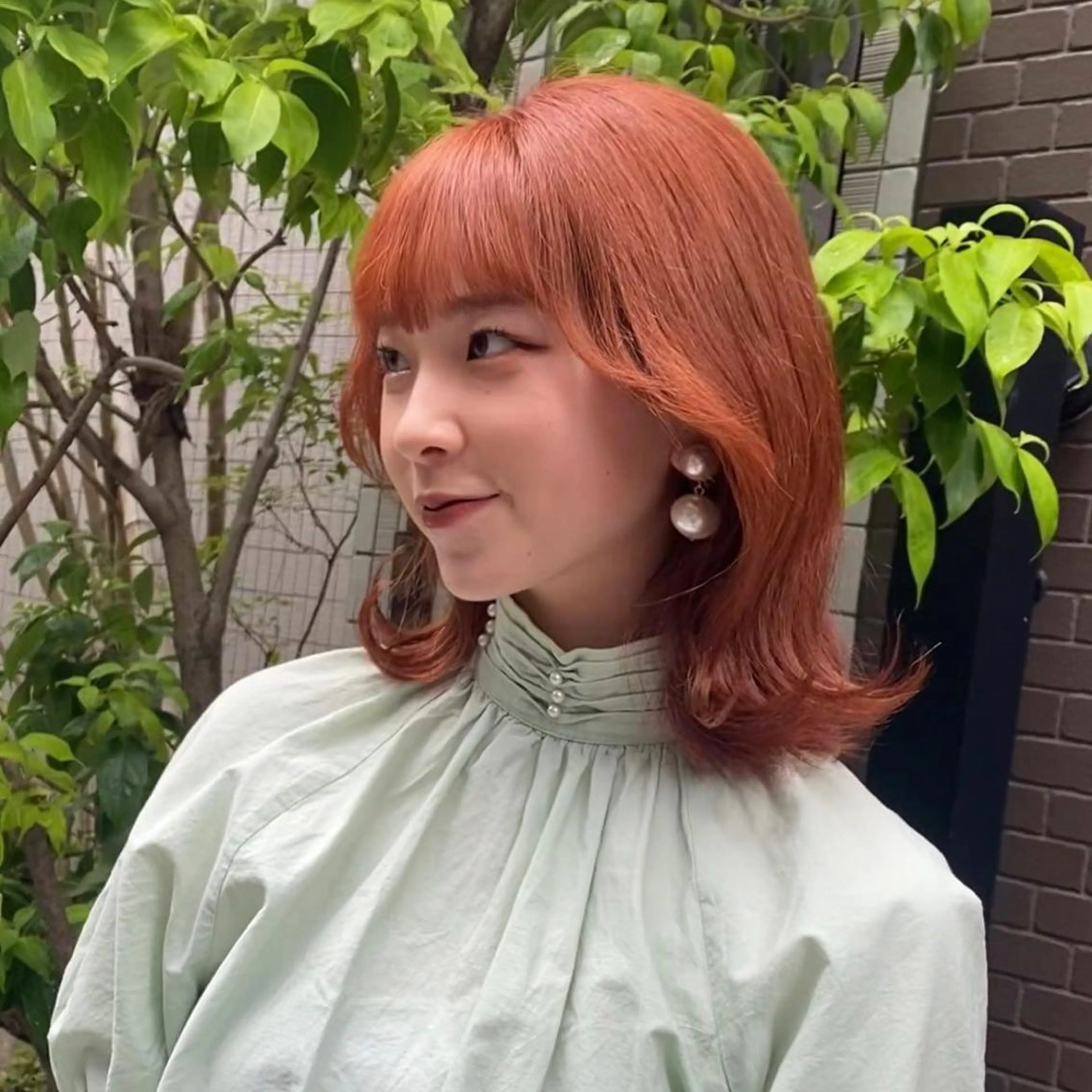 ミディアム カラー ワンレンボブ ショートボブ ブリーチ ハイトーンカラー インナーカラー 🌿レイヤー/ブリー チ/🌿‬JINのヘアスタイル