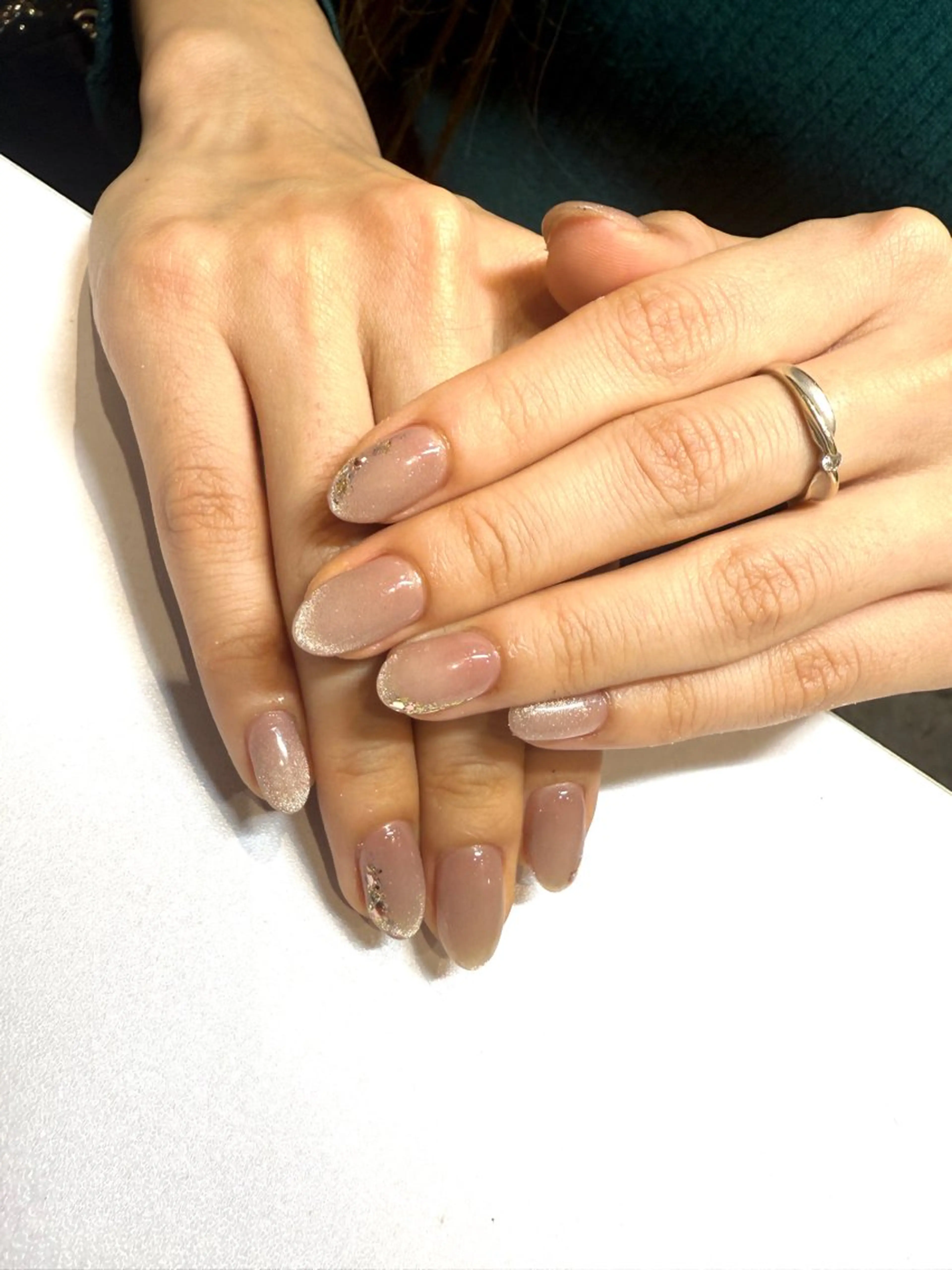 ネイル フレンチネイル キラキラネイル マグネットネイル マグネットフレンチ ハンドネイル ハンドケア Art Hanabi所属・Art Hanabi ミリのネイルデザイン