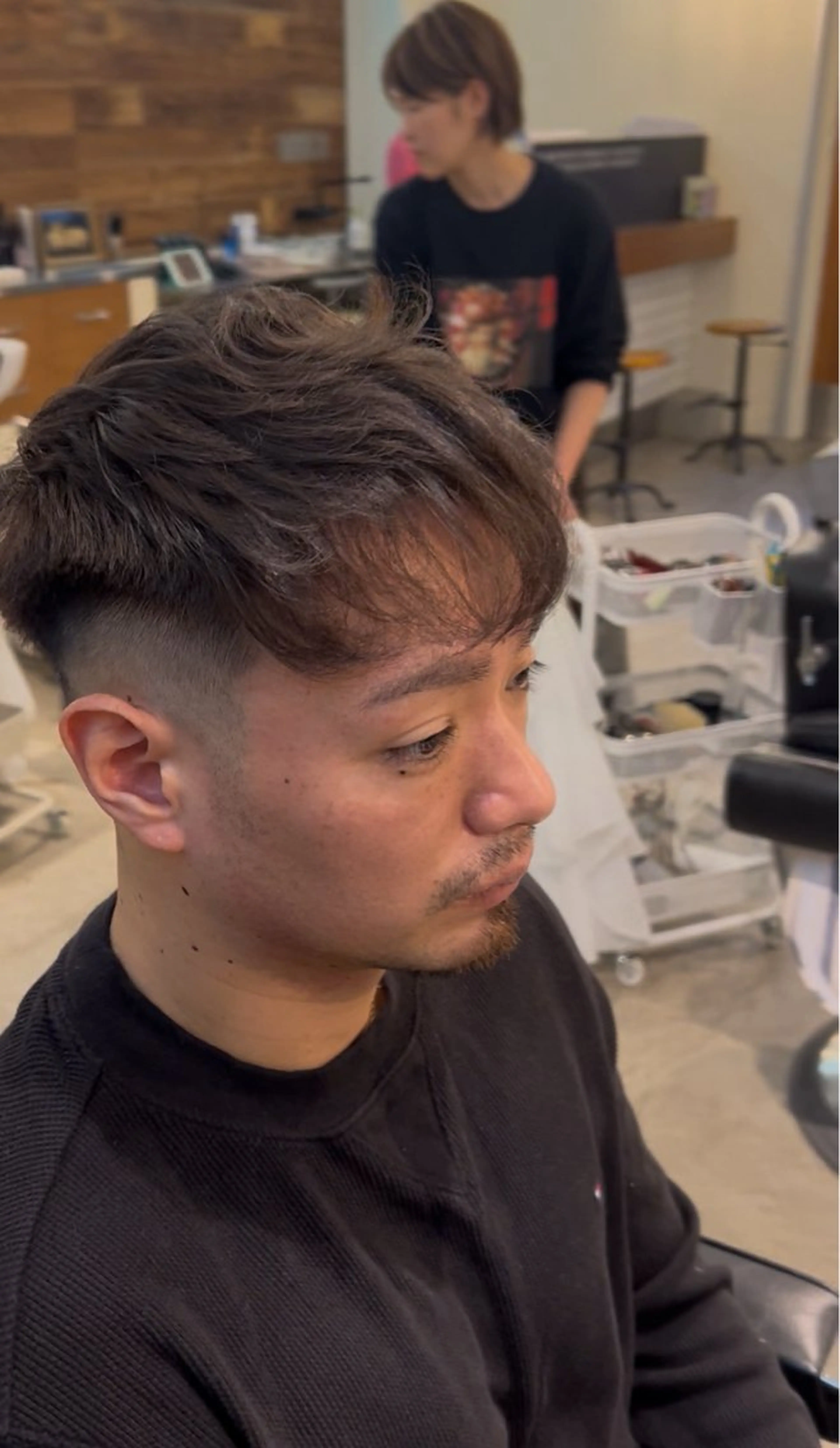 ショート カラー メンズ ヘアカラー 鴇巣 翼のヘアスタイル