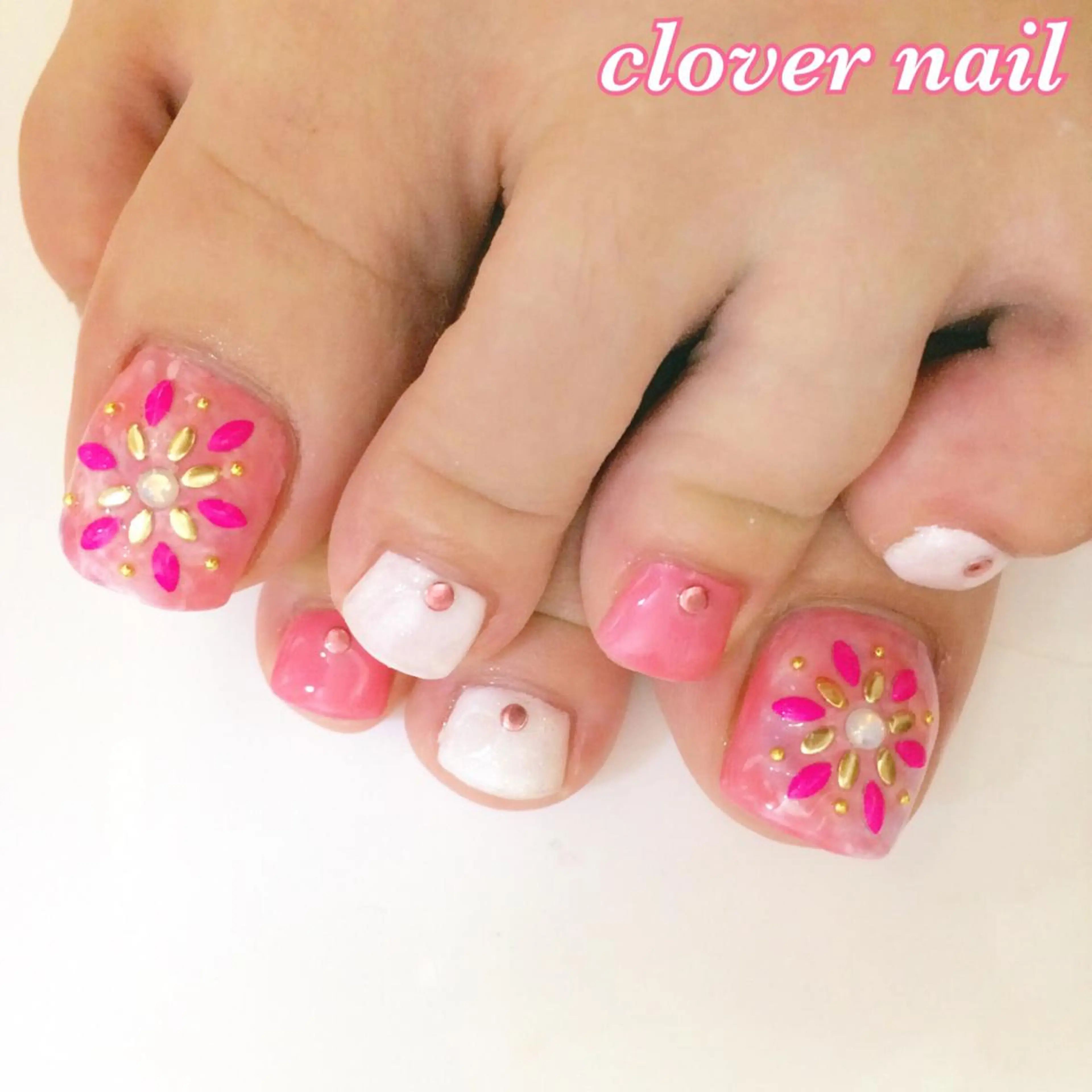 ネイル clover nailのネイルデザイン