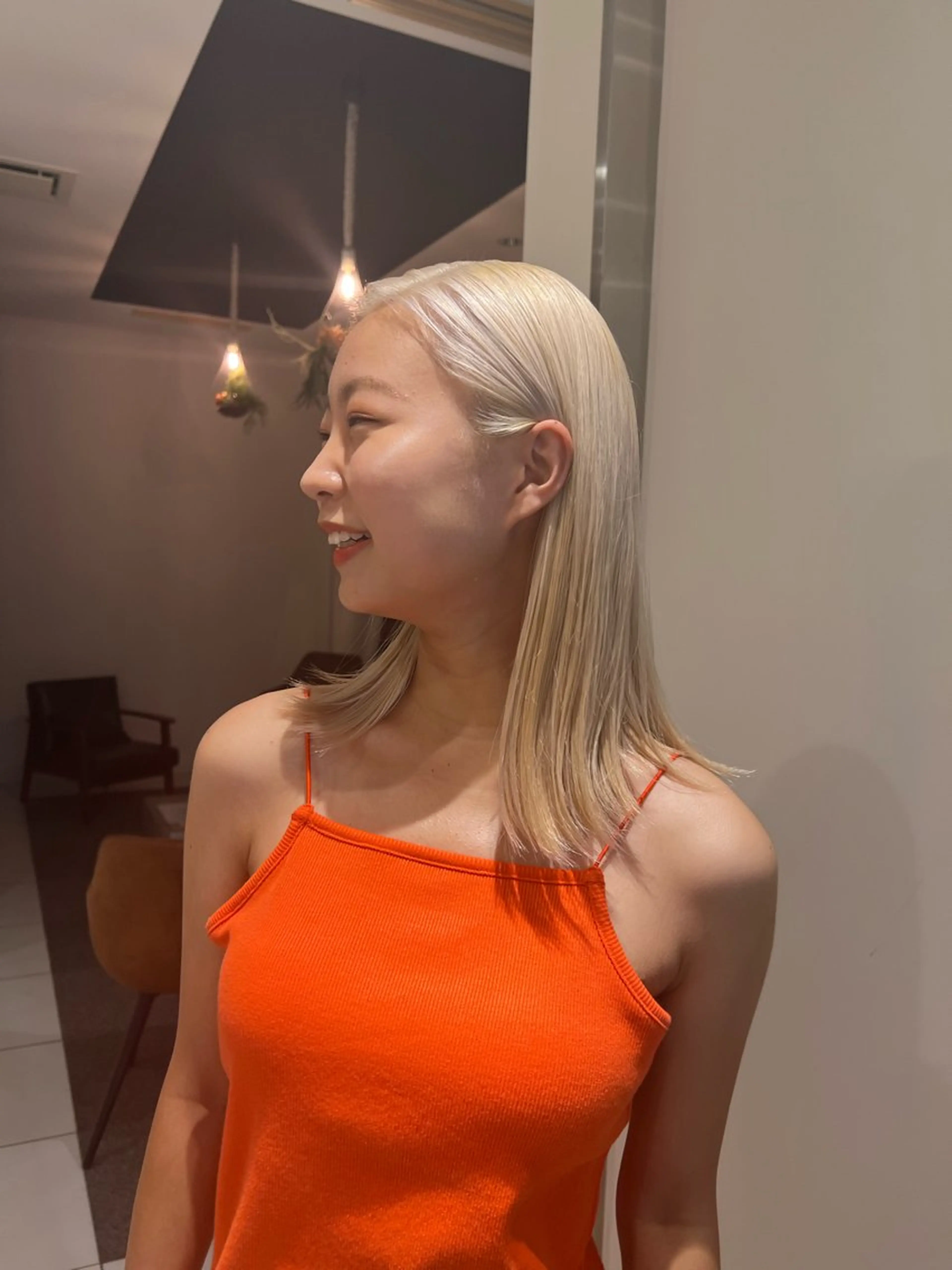 カラー hiyori /ハイトーンカラーのヘアスタイル