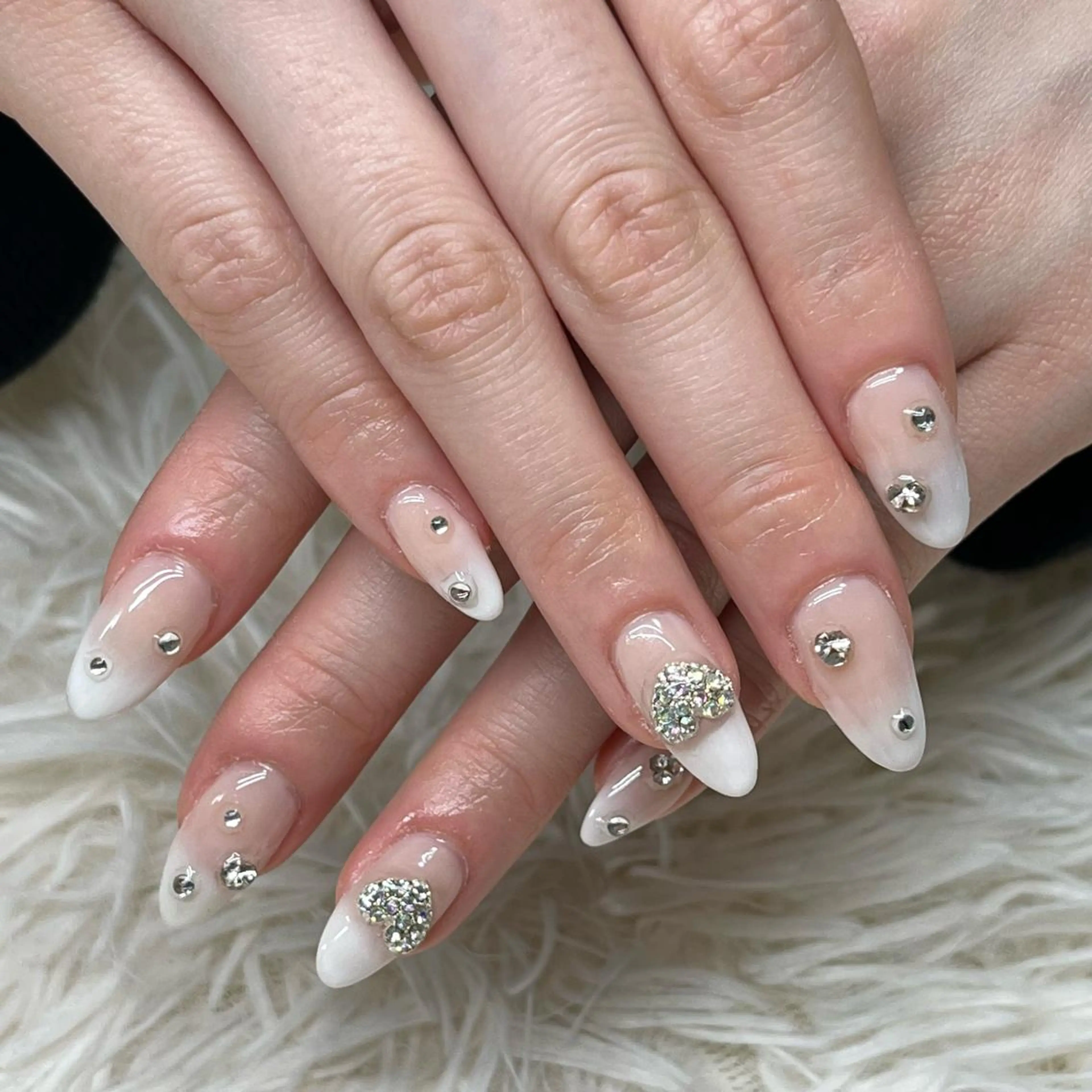 ネイル アートネイル クリアネイル フレンチネイル ジェルネイル ガラスフレンチ 🐕‍🦺Yappy 💗A-tanのネイルデザイン