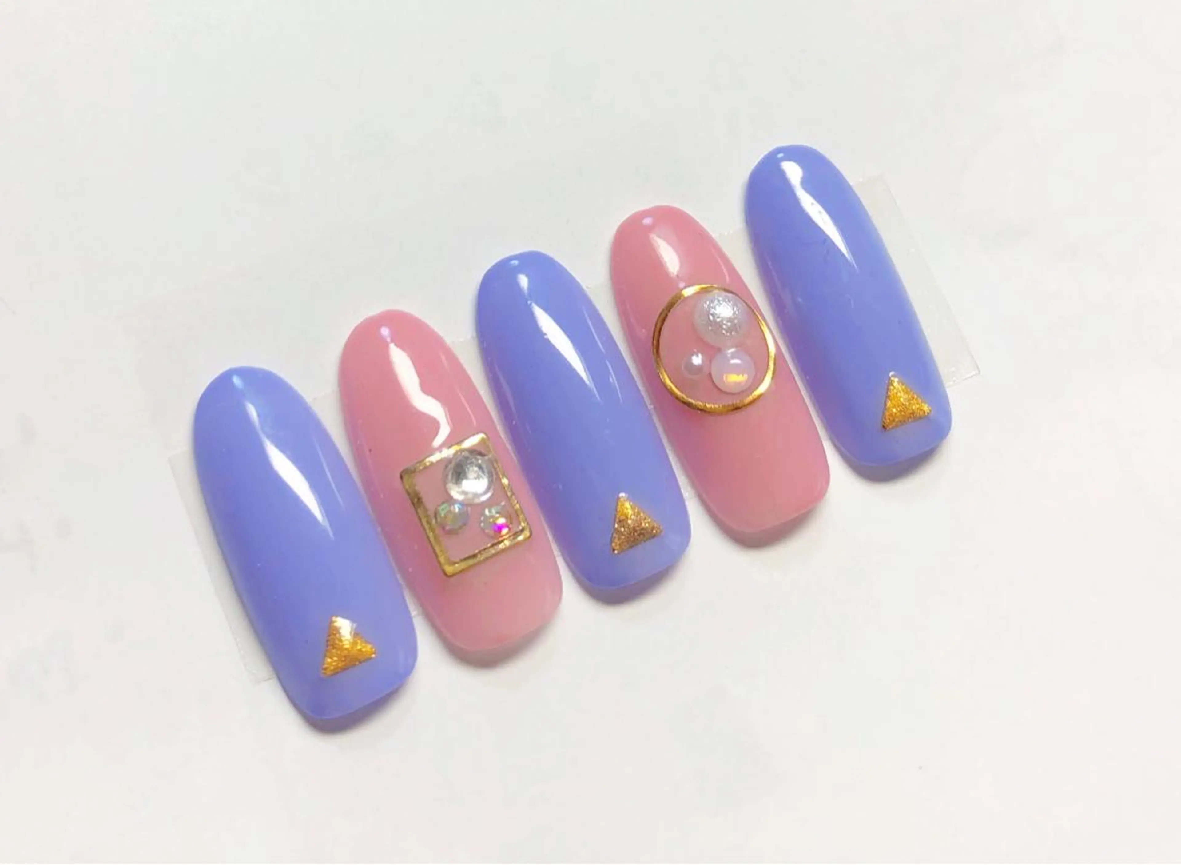 ネイル Bella  totalbeauty所属・Bella 齋藤理奈のネイルデザイン