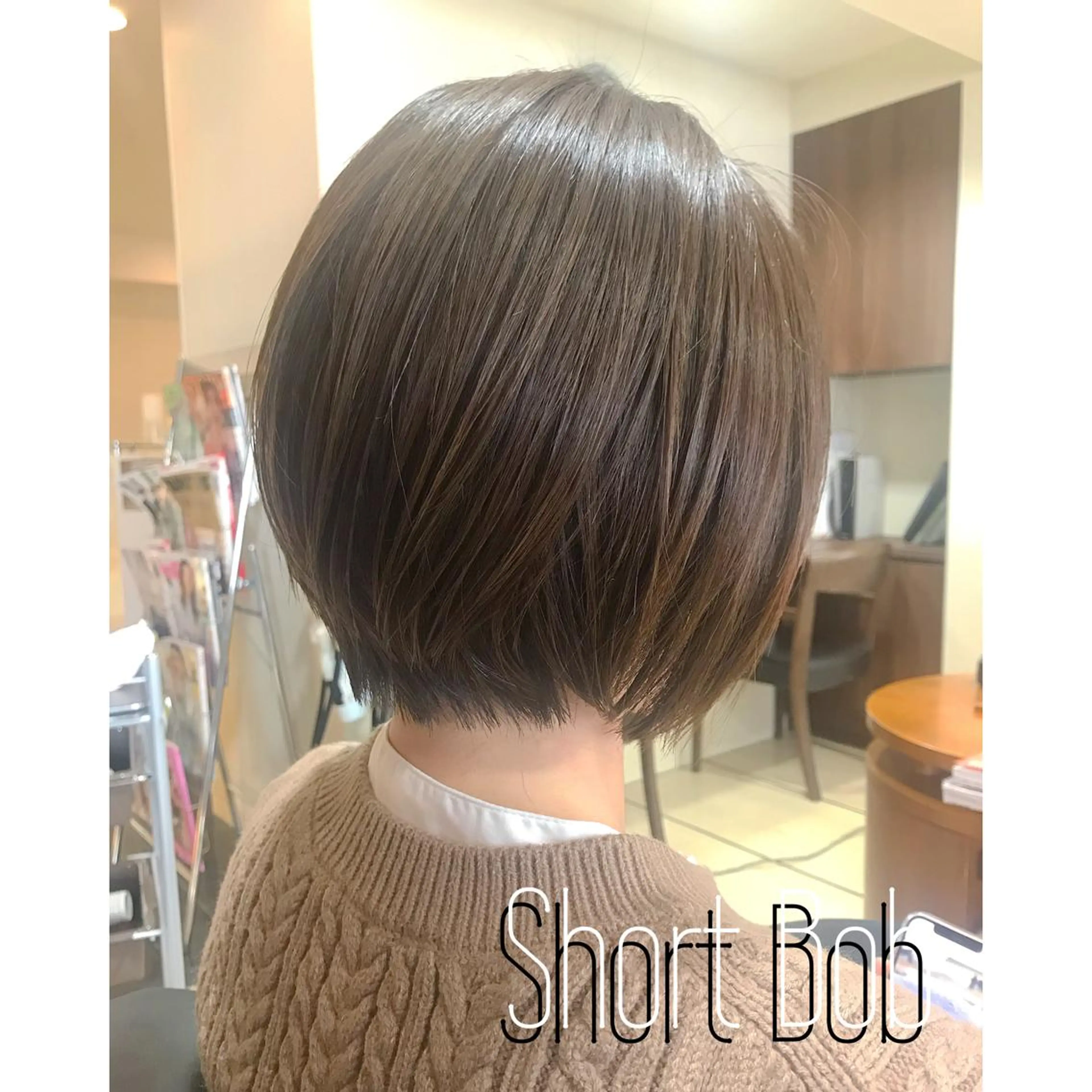 ショート カラー ショートボブ 丸みショート アッシュ ボブ ショートヘア チーフデザイナー 若林　麻衣のヘアスタイル