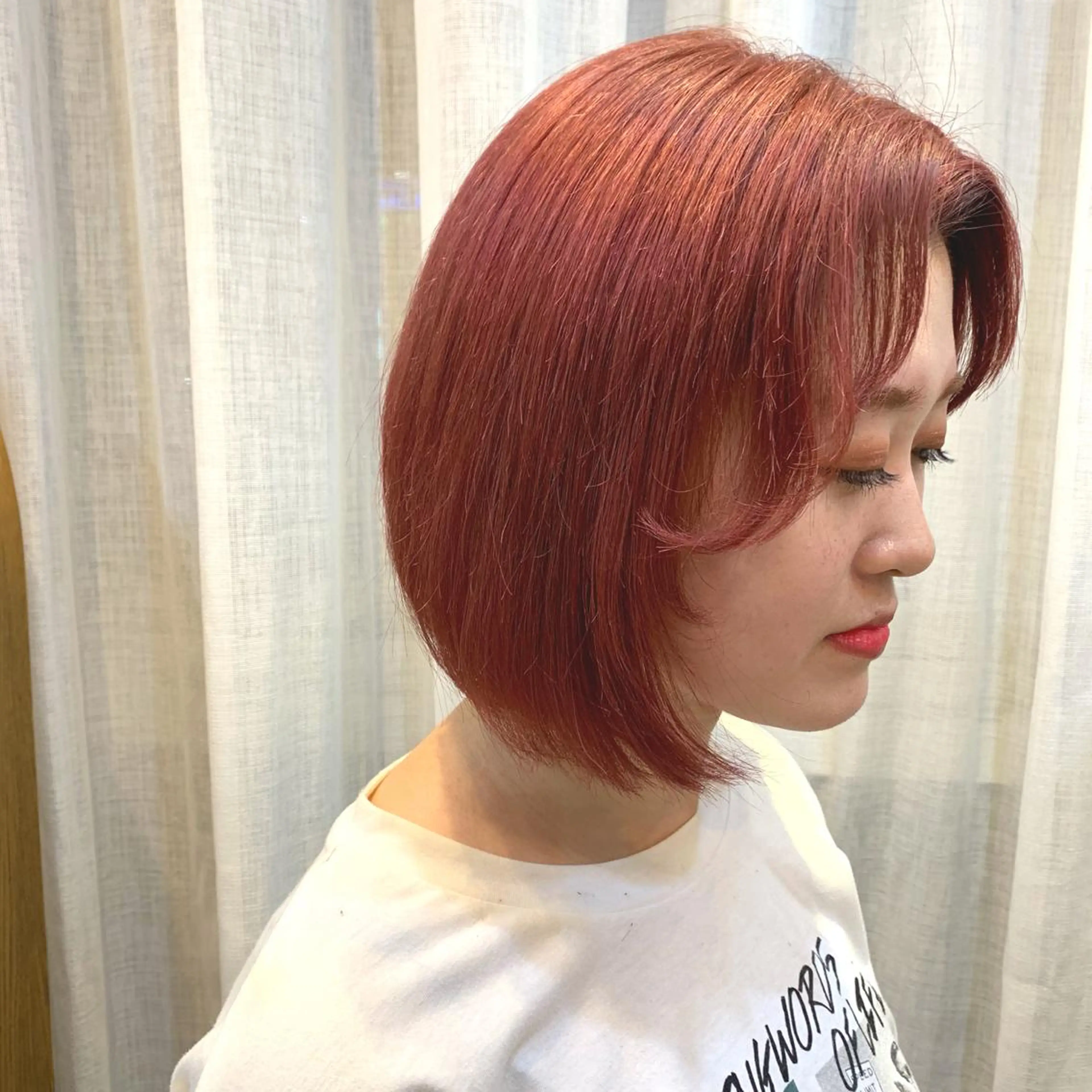 カラー オレンジ ピンクカラー 天野 利咲のヘアスタイル