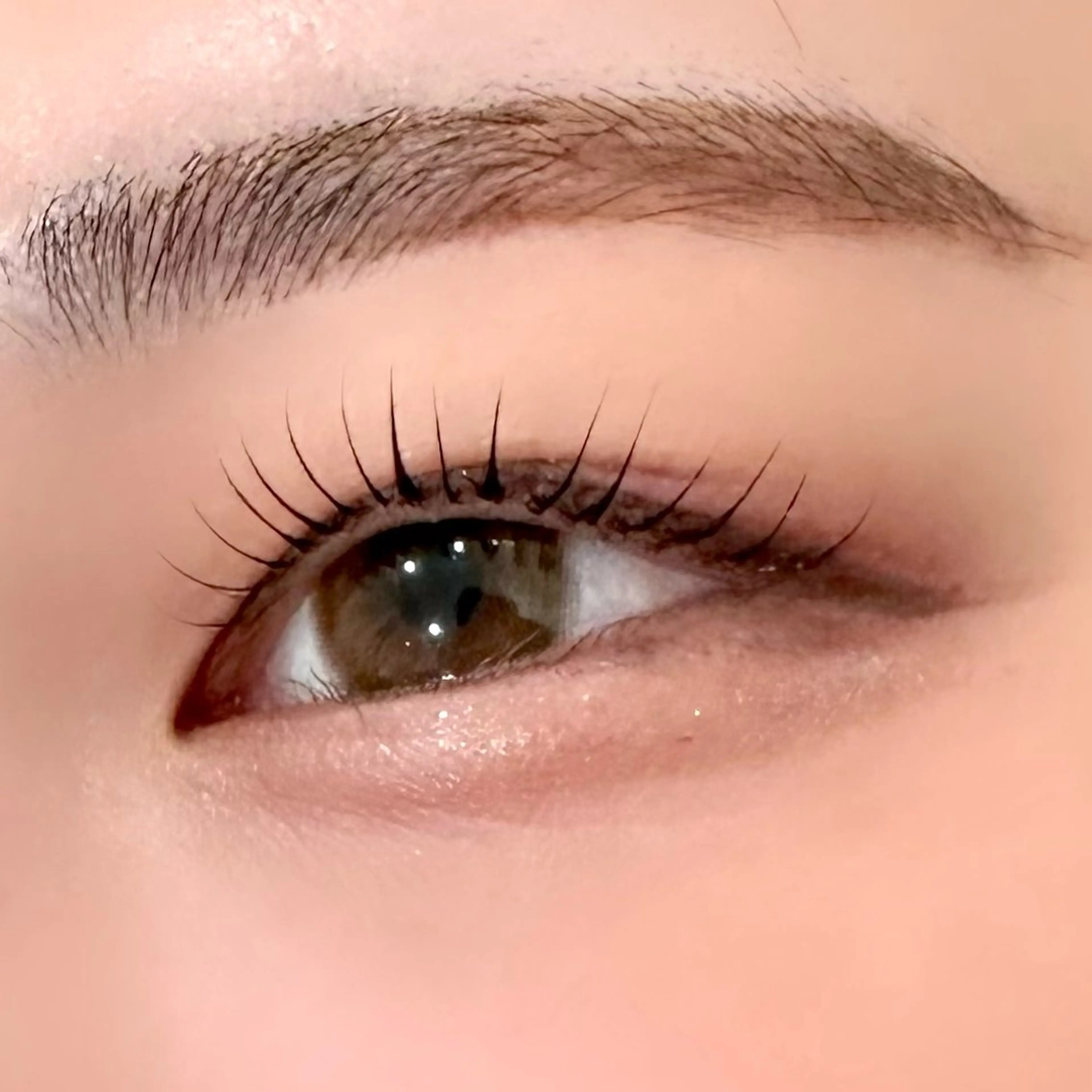 マツエク・マツパ 束感まつ毛 韓国風マツエク パリジェンヌラッシュリフト まつげパーマ 一重×まつ毛パーマ 束感まつげ｜ユキ 高評価｜堀江のマツエク・マツパデザイン