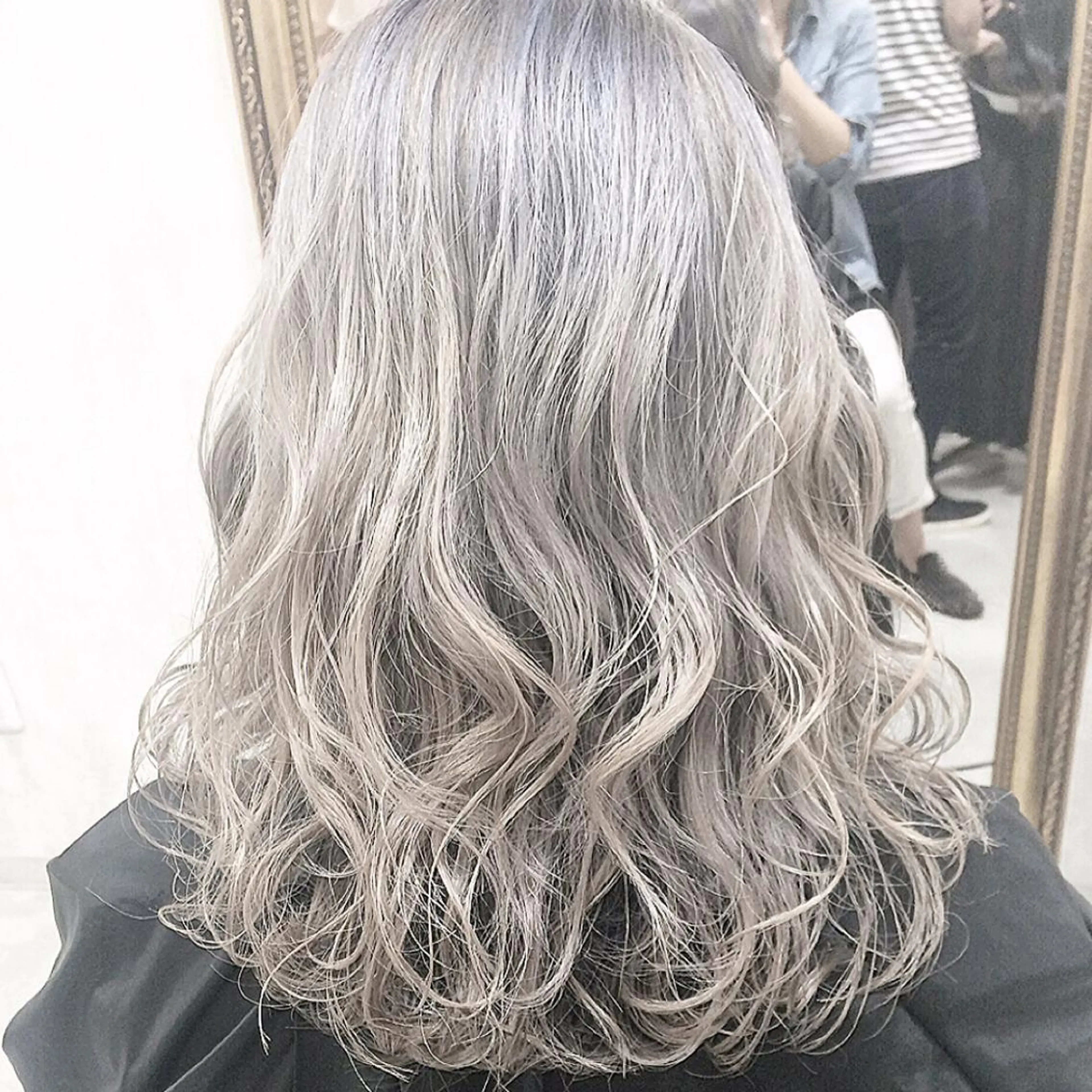 ショート ミディアム セミロング ロング カラー ヘアアレンジ ブリーチ LAS 代表 ナガカワ コウヘイのヘアスタイル