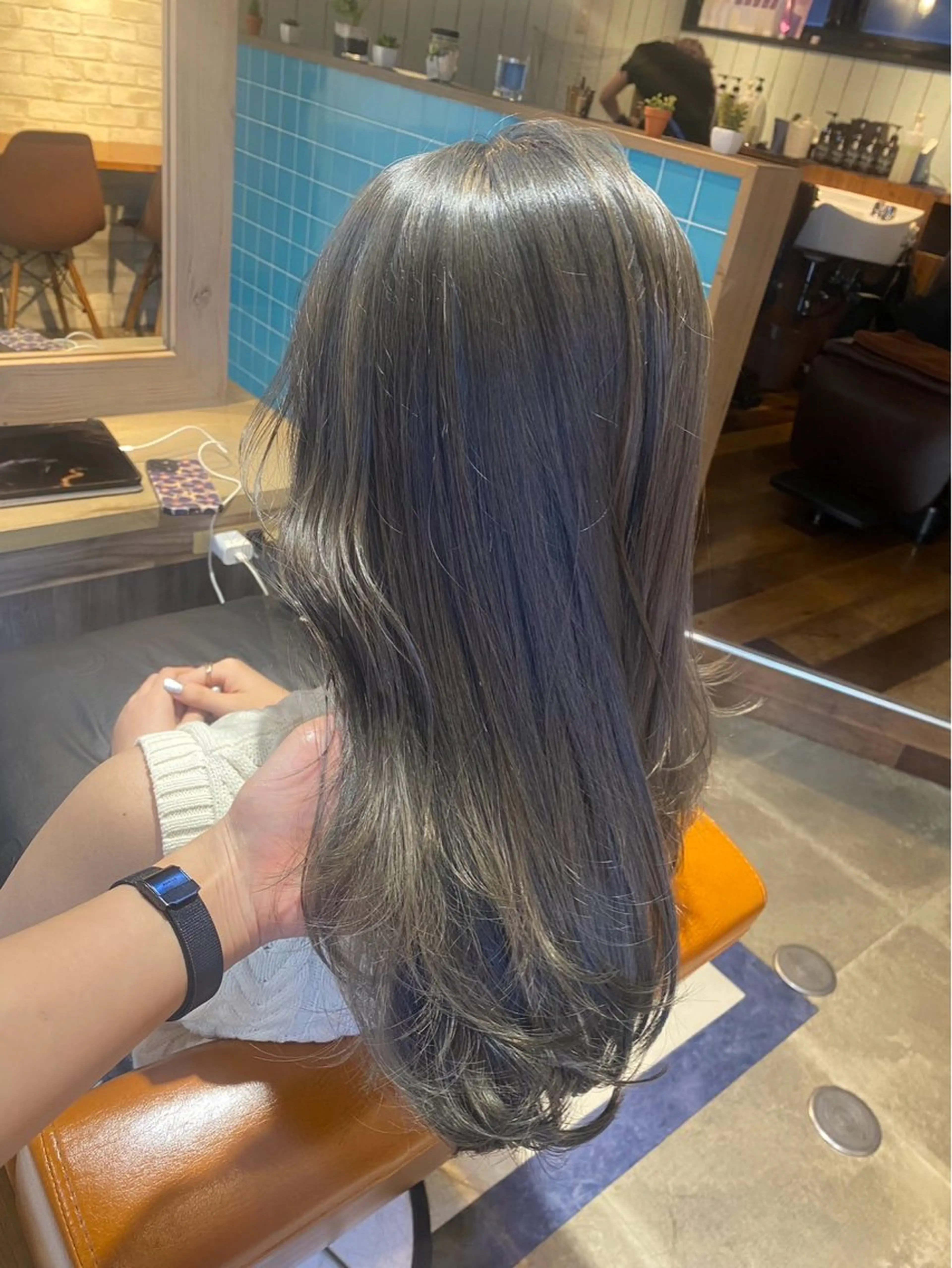 ロング ヘアカラー トリートメント 艶髪×透明感カラー ののかのヘアスタイル
