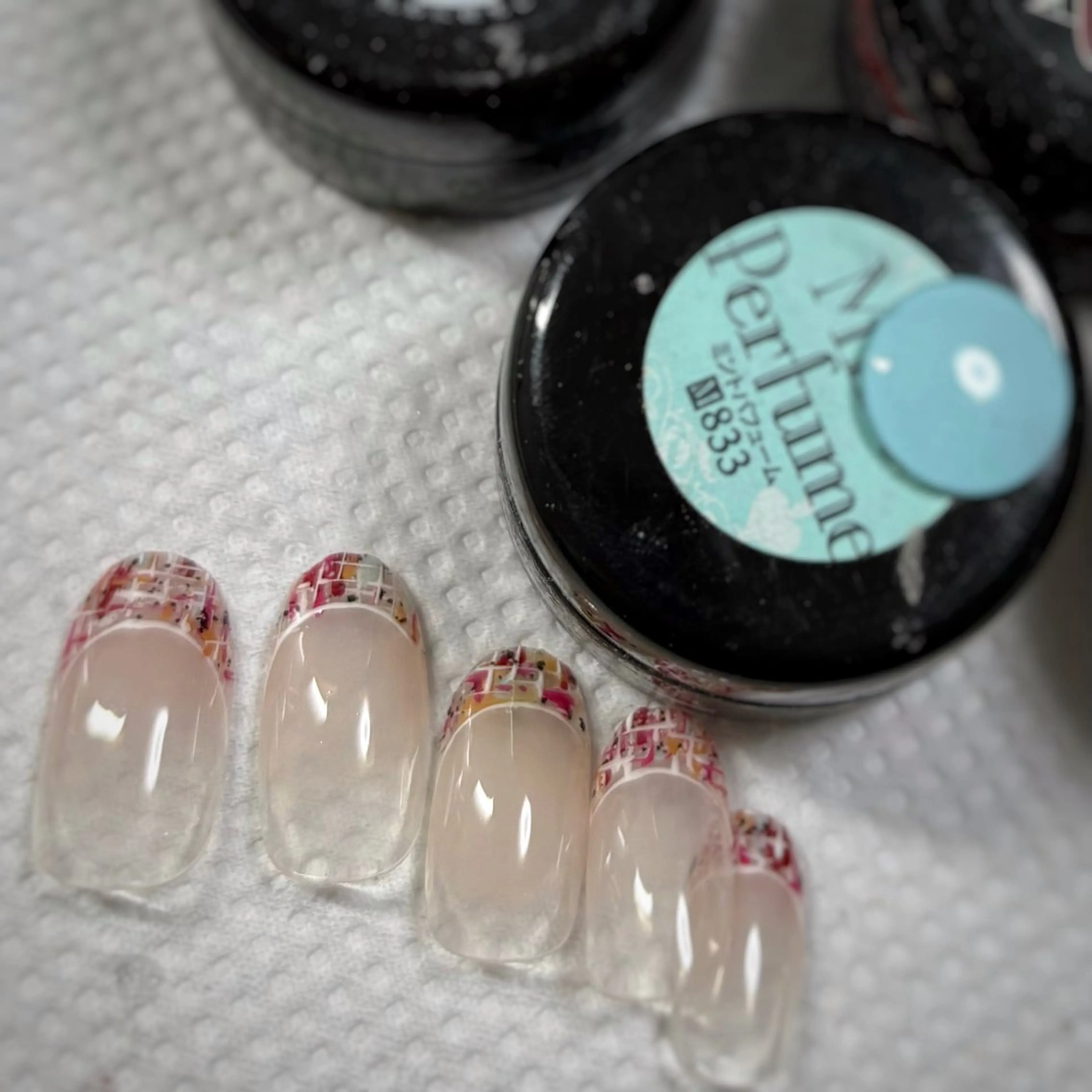 ネイル ハンドネイル FIORITURA Maikoのネイルデザイン