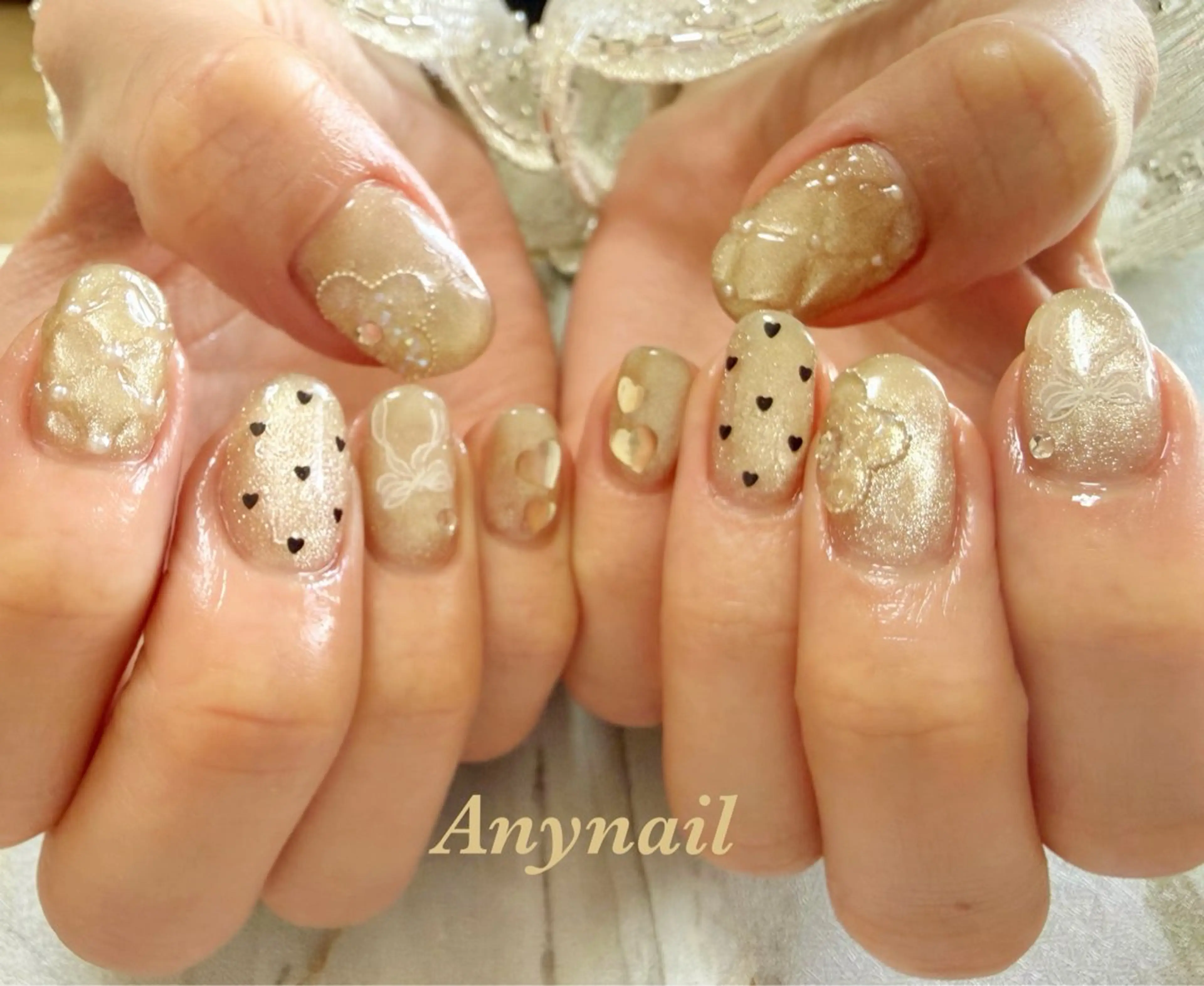 ネイル ブルー ドット ハート ホログラムネイル マグネットネイル ハンドネイル 岩澤 恵子のネイルデザイン