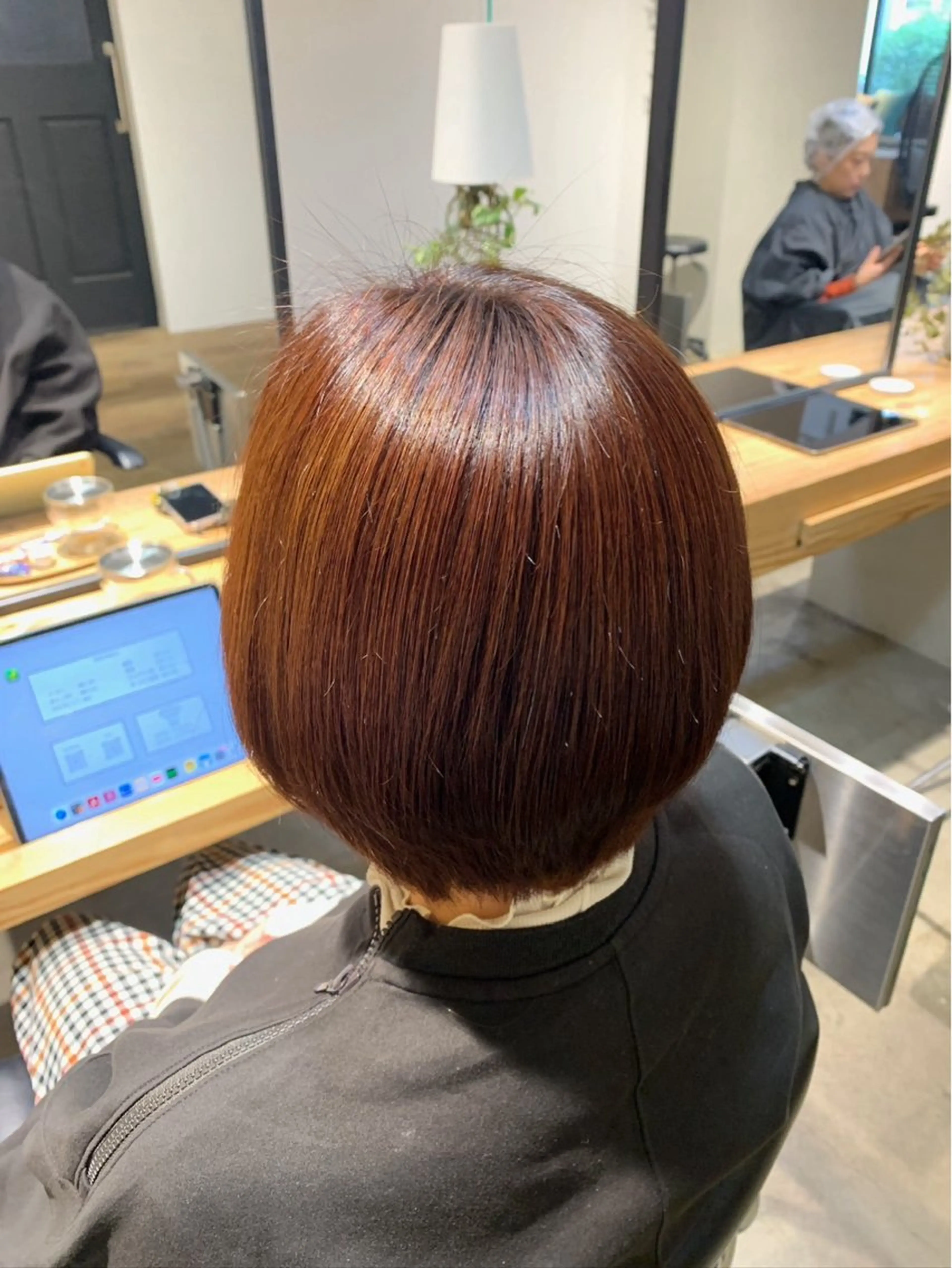 カラー 西村 颯世のヘアスタイル