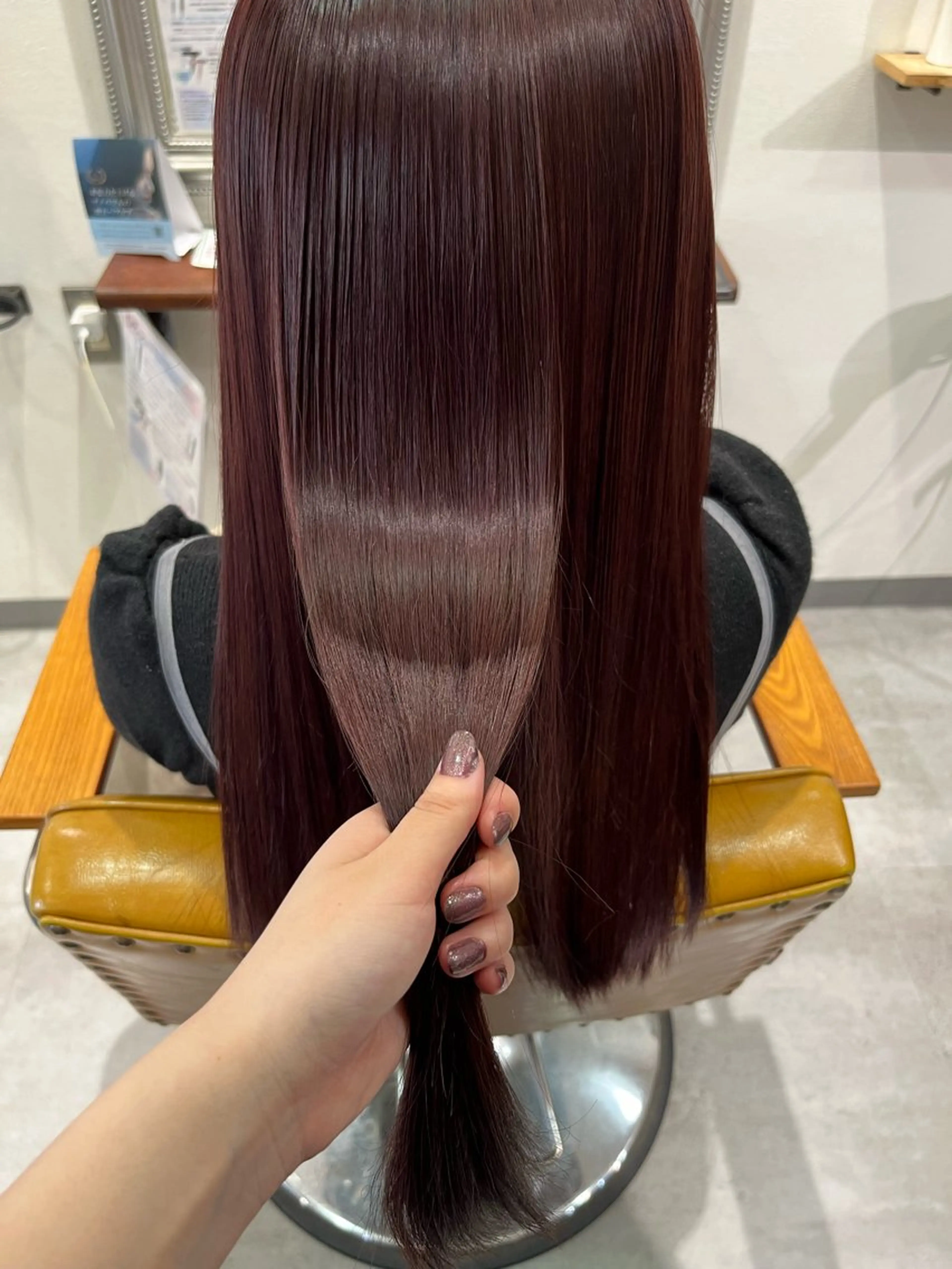 セミロング カラー 髪質改善 縮毛矯正 トリートメント 髪質改善アンジュール かのんのヘアスタイル