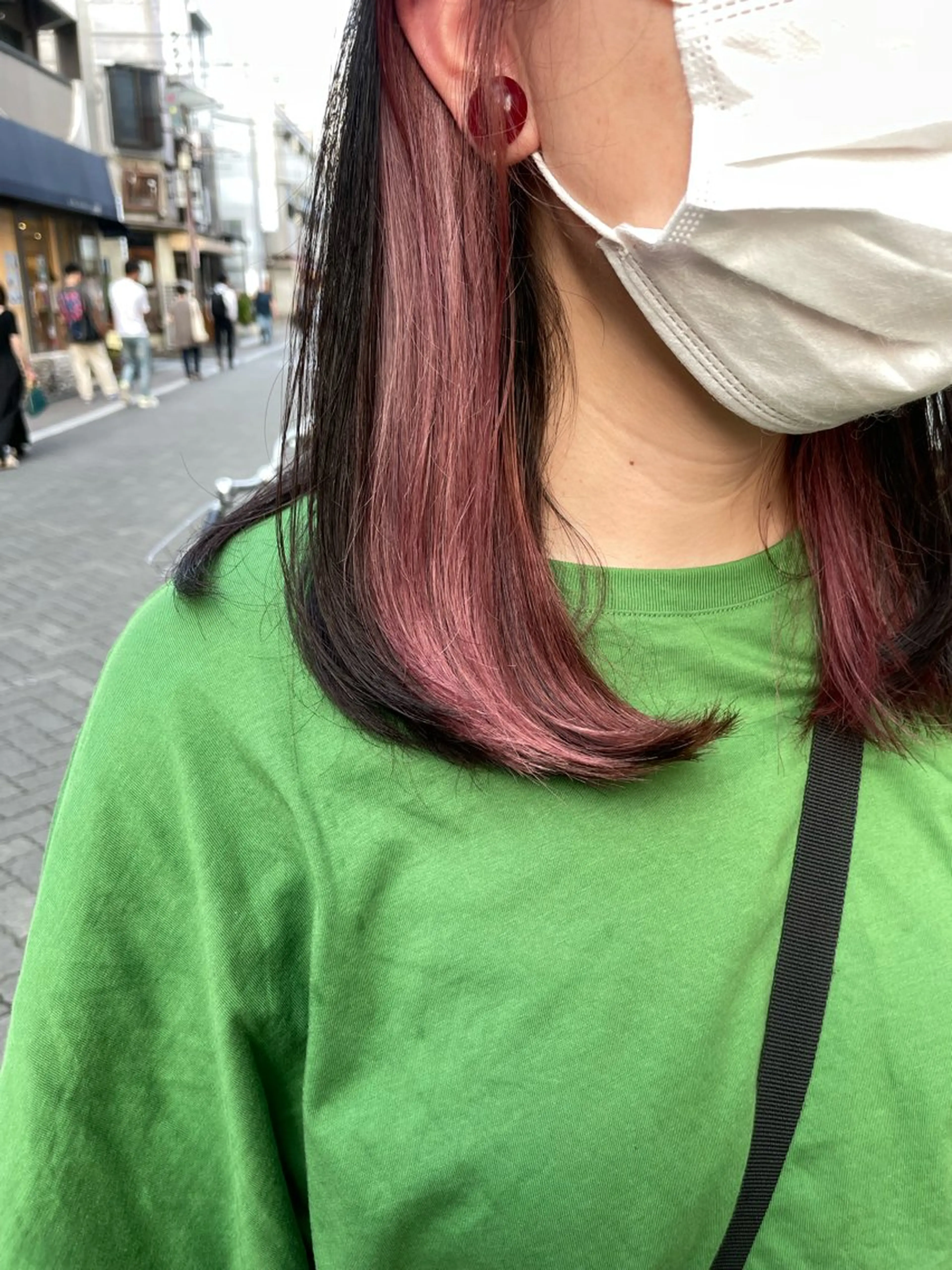 ミディアム カラー 小原 慧美のヘアスタイル