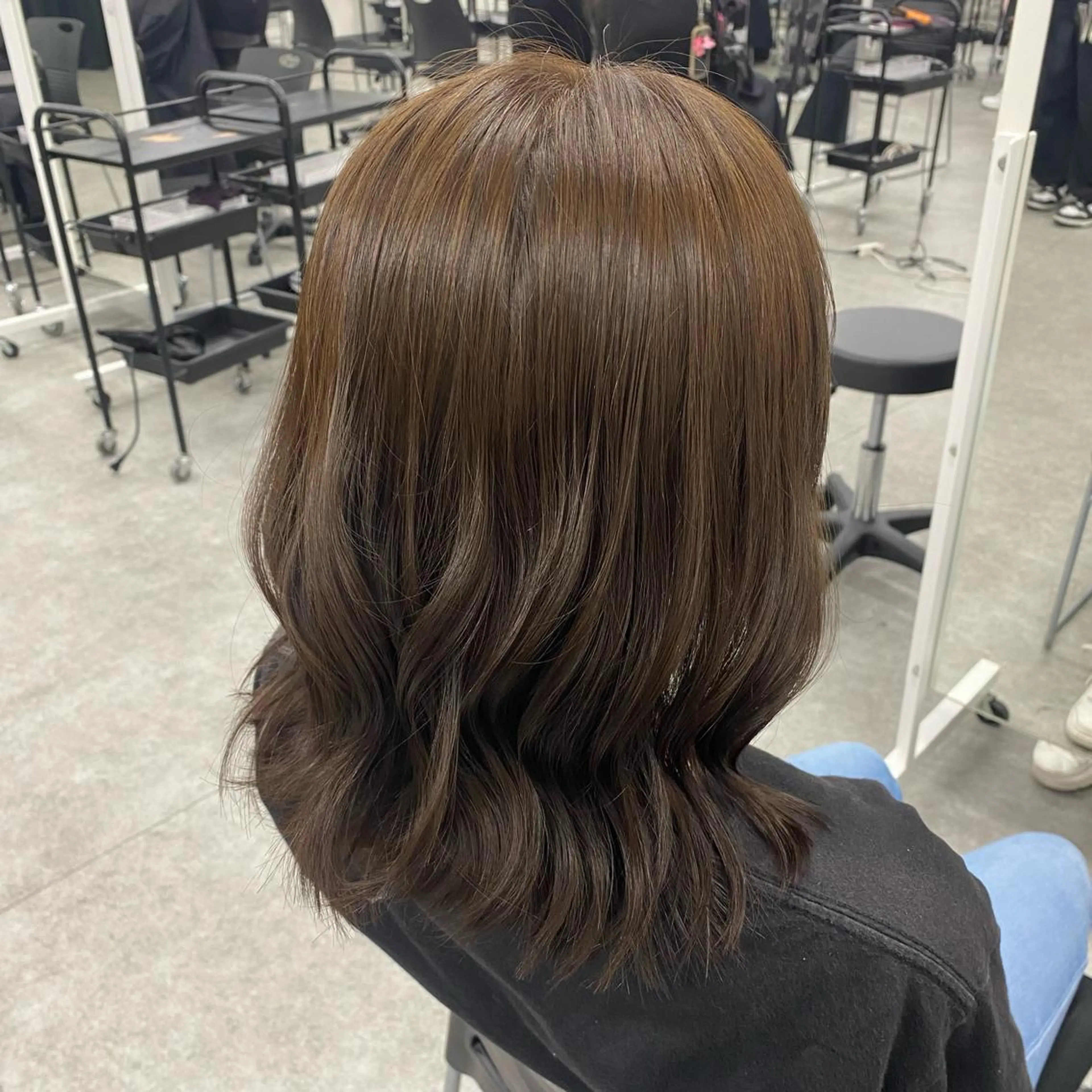 ロング カラー パーマ ヘアアレンジ メンズ キッズ ネイル マツエク・マツパ アイブロウ 🤎モテ髪＆透明感 ミルクティー🥣🤎のヘアスタイル