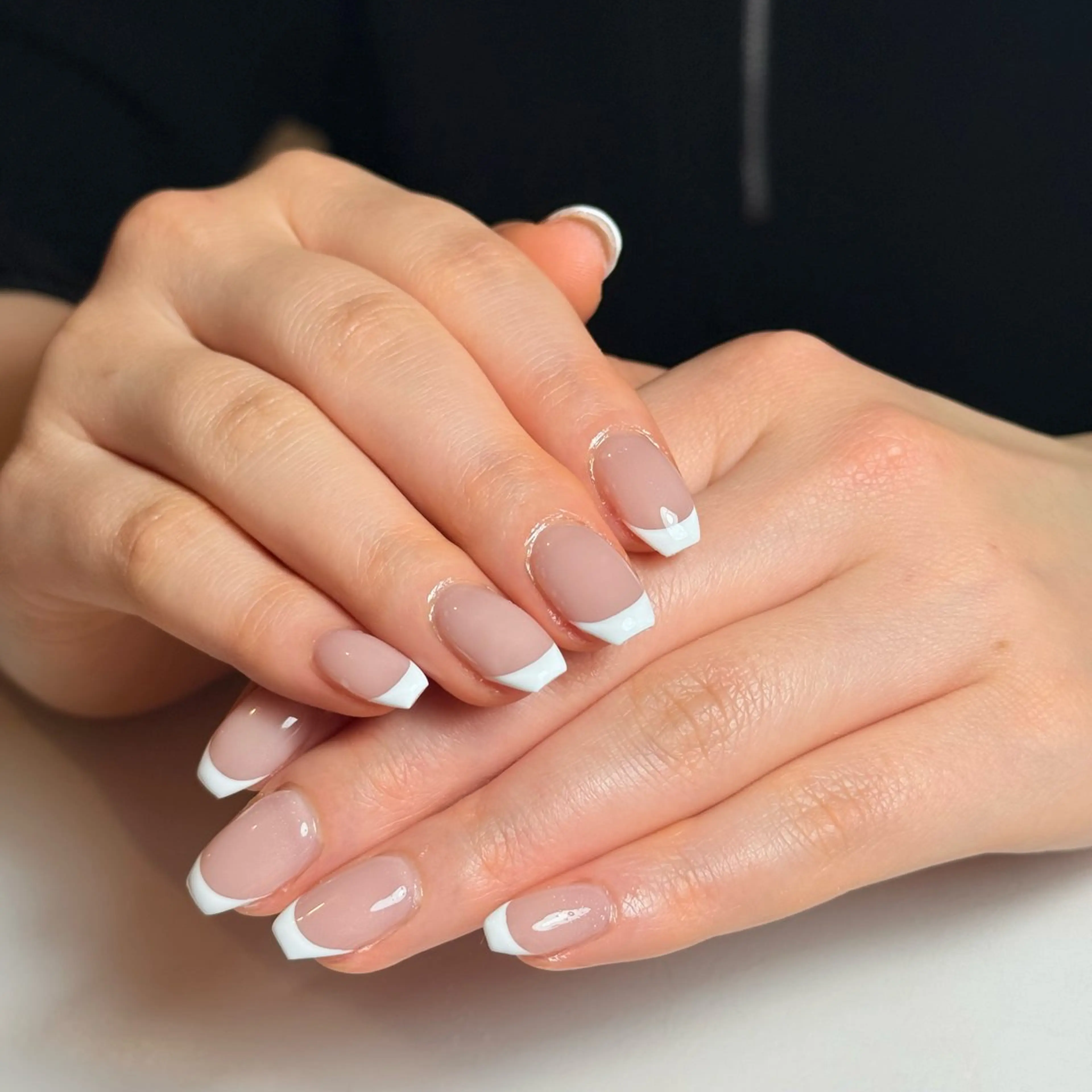 ネイル チークネイル フレンチネイル グラデーション キラキラネイル 韓国ネイル ハンドネイル Risa_ Nailのネイルデザイン