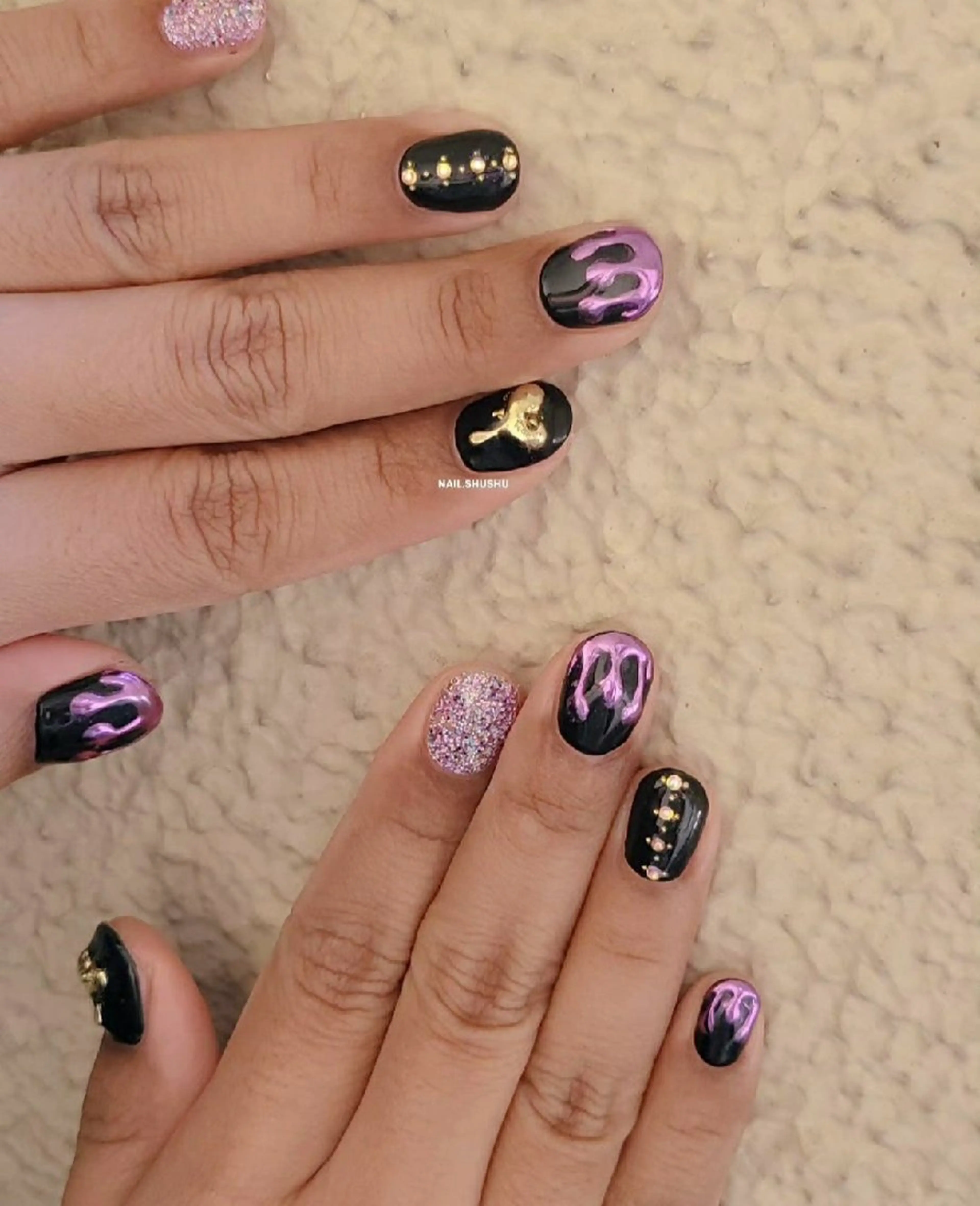 ネイル 持ち込み ニュアンスネイル ワンカラーネイル シンプルネイル 冬ネイル ハンドネイル 3dパーツ/流行り 👧shushu❤️のネイルデザイン