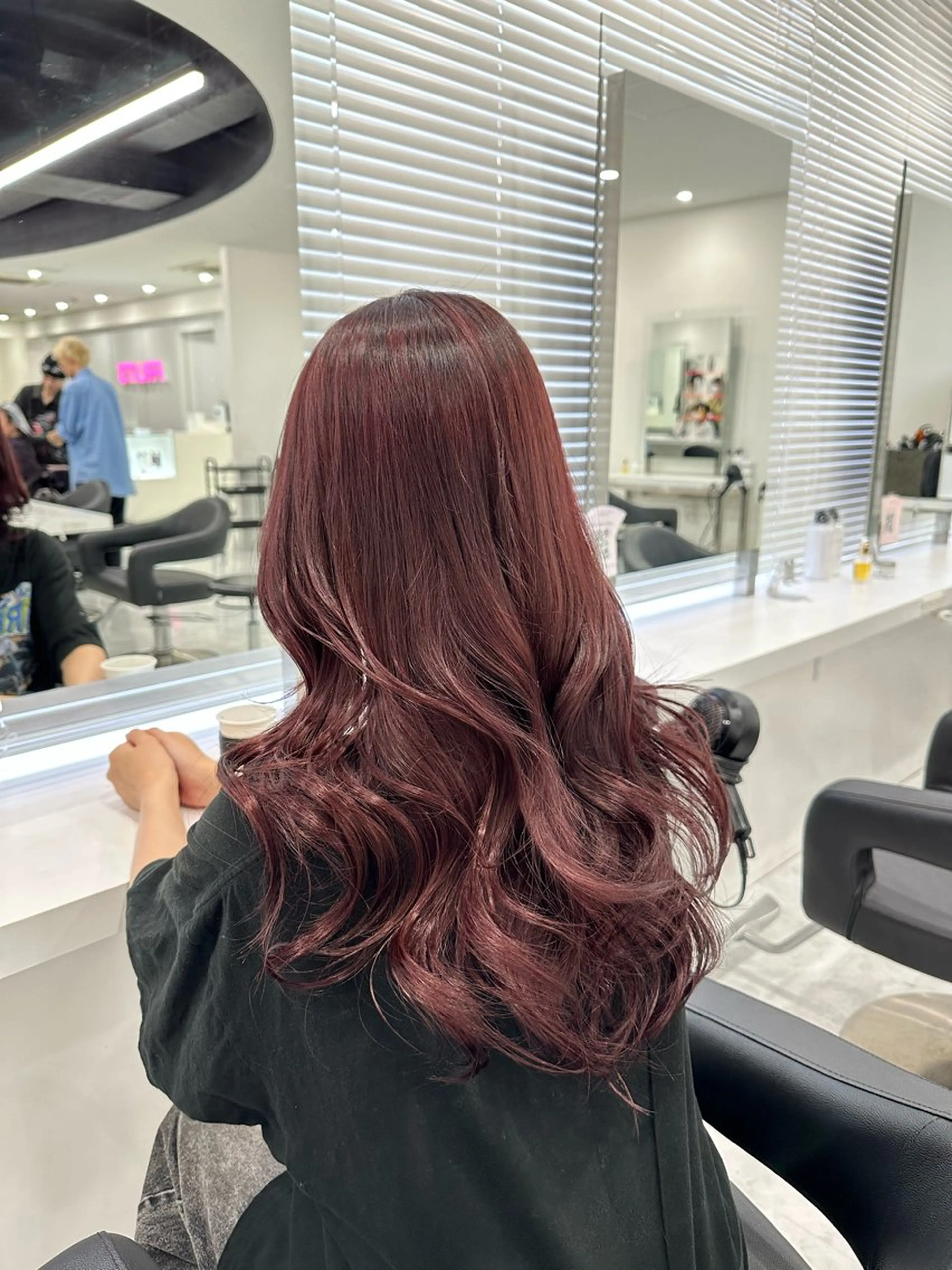 ロング カラー ヘアカラー 韓国アイドル🤍ブリ ーチカラー🤍わかなのヘアスタイル