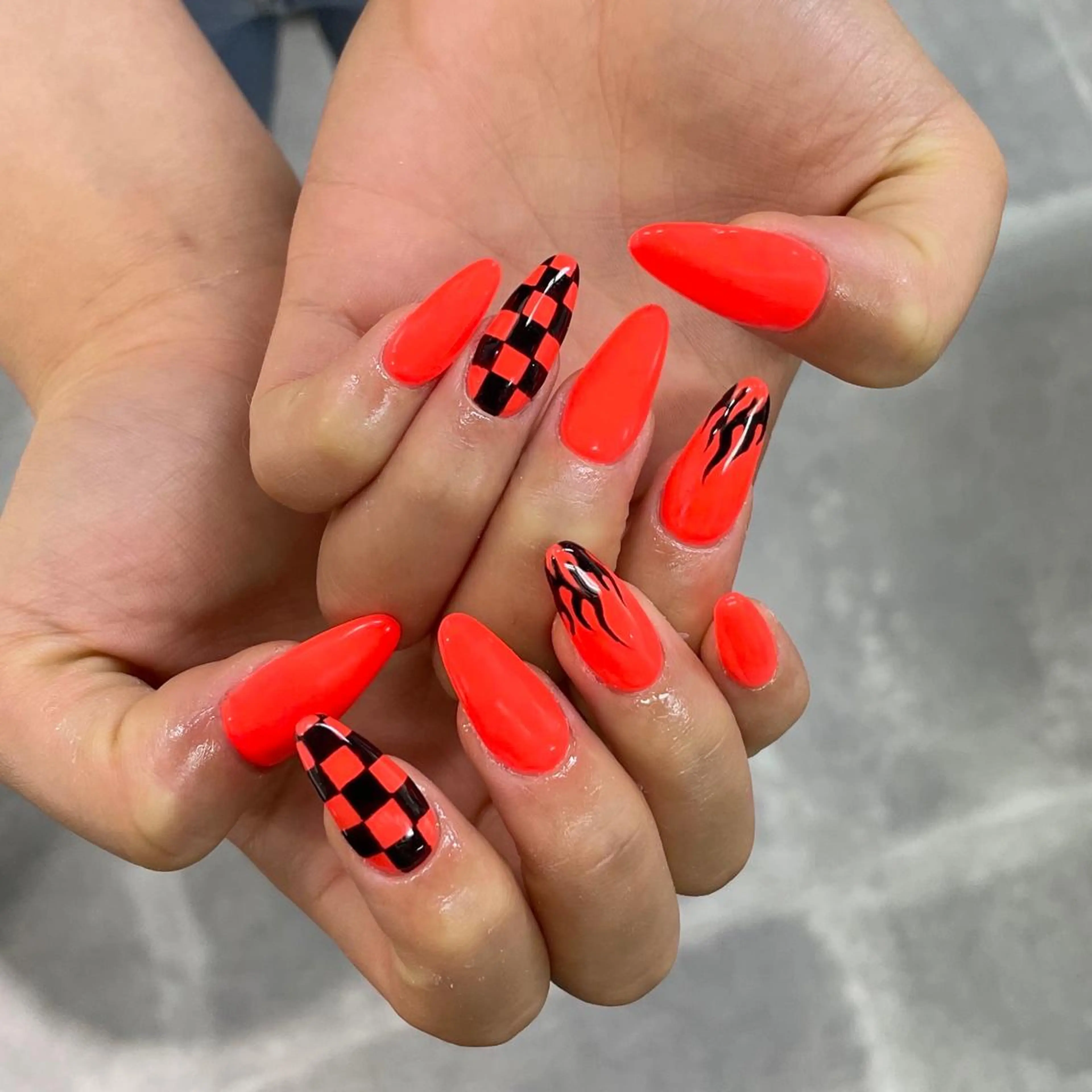 ネイル nailstudio eviz新宿店のネイルデザイン