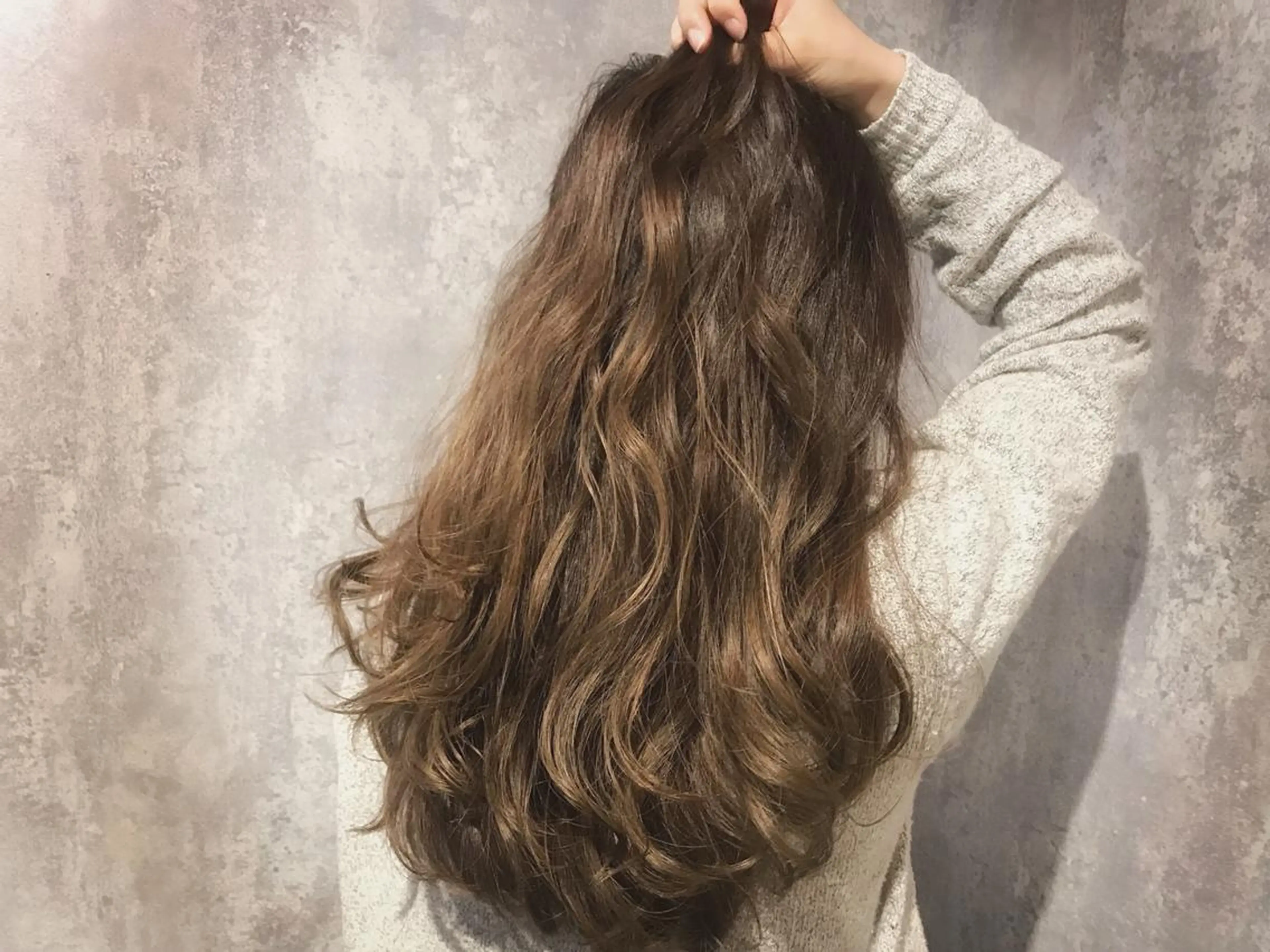 ロング 外国人風カラー ハイライト カット ヘアカラー トリートメント vato バトのヘアスタイル