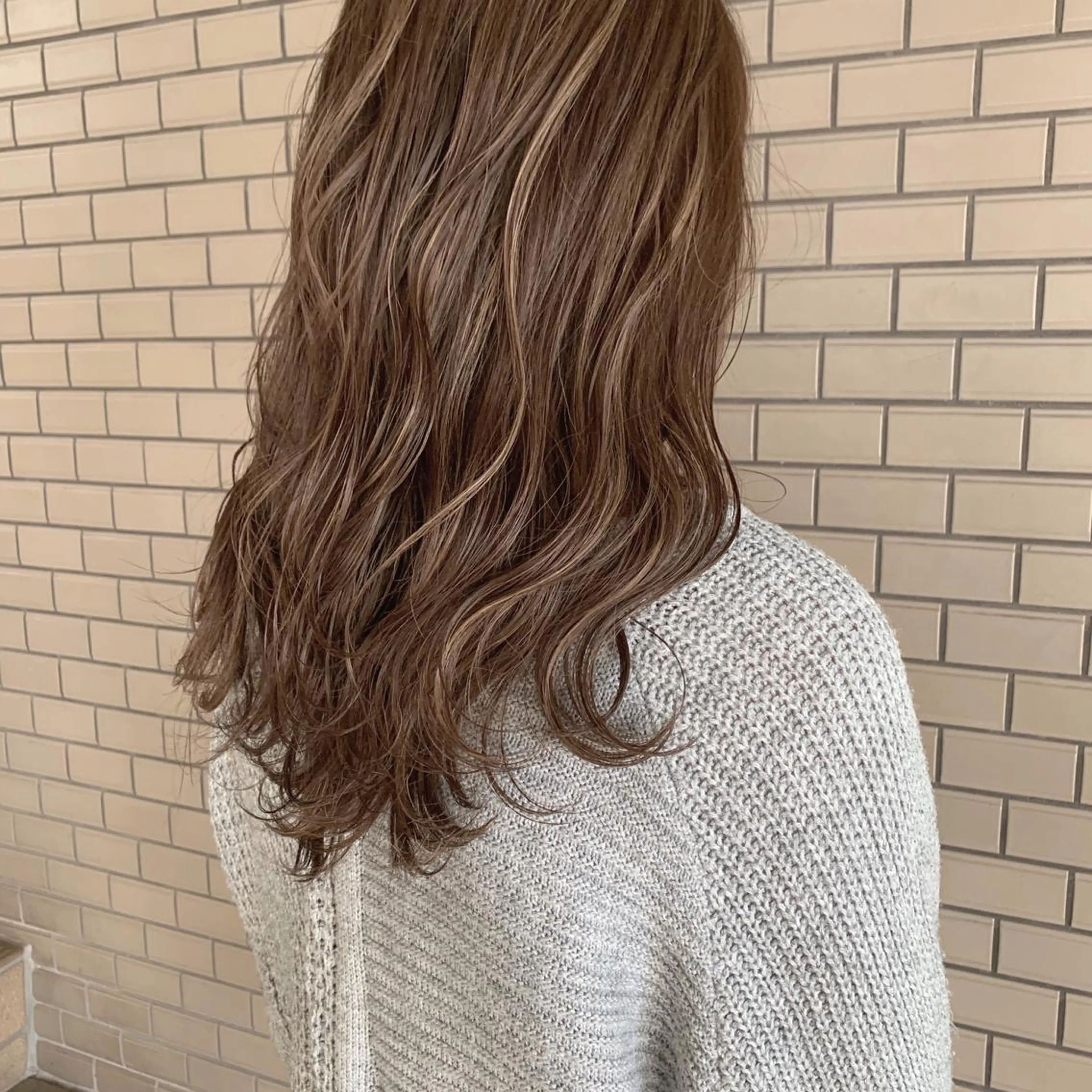 ロング カラー regalo MAKOのヘアスタイル