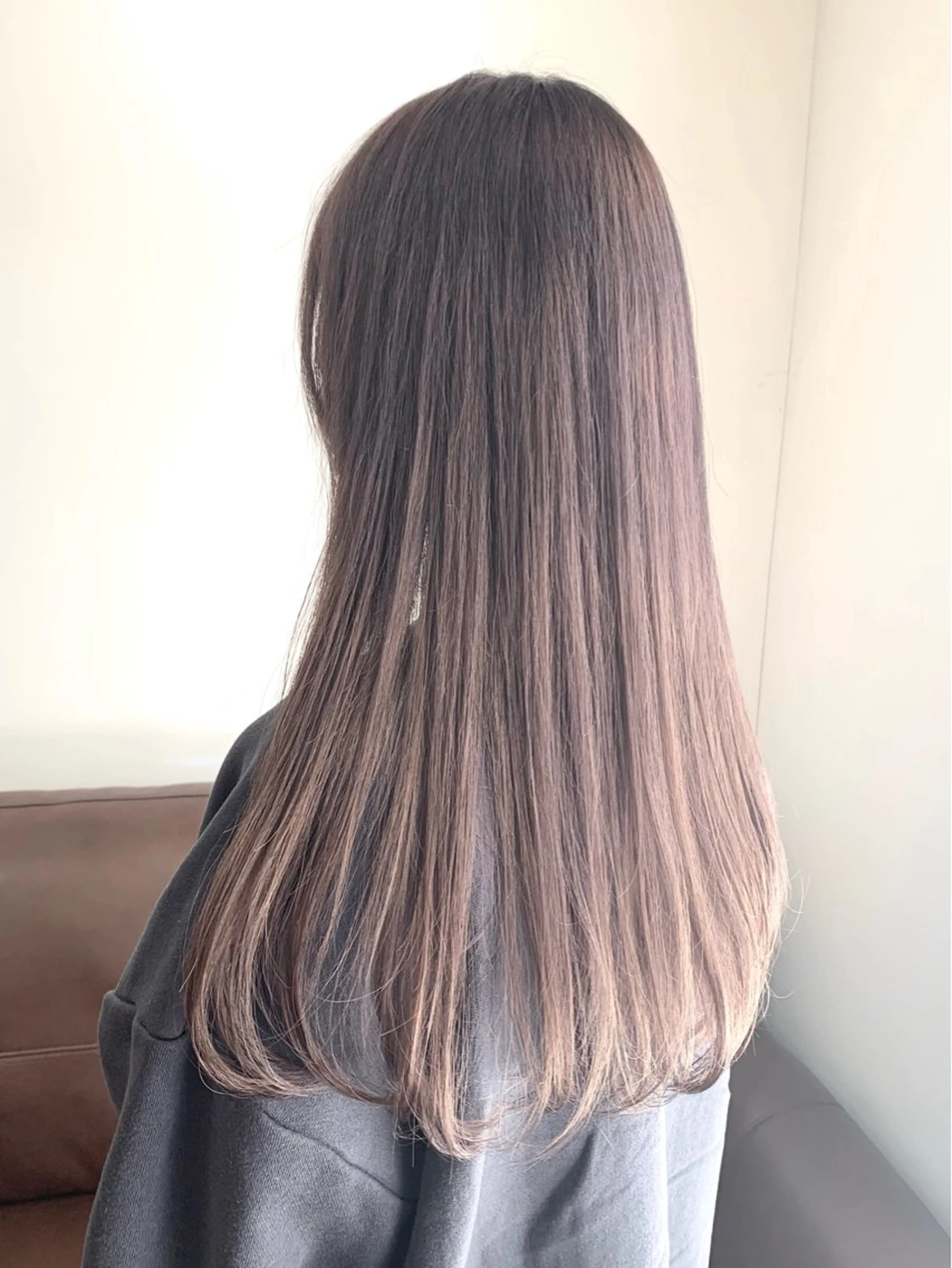 セミロング カラー ブラウンカラー ショコラブラウン メンズパーマ✨️村越 雄斗のヘアスタイル