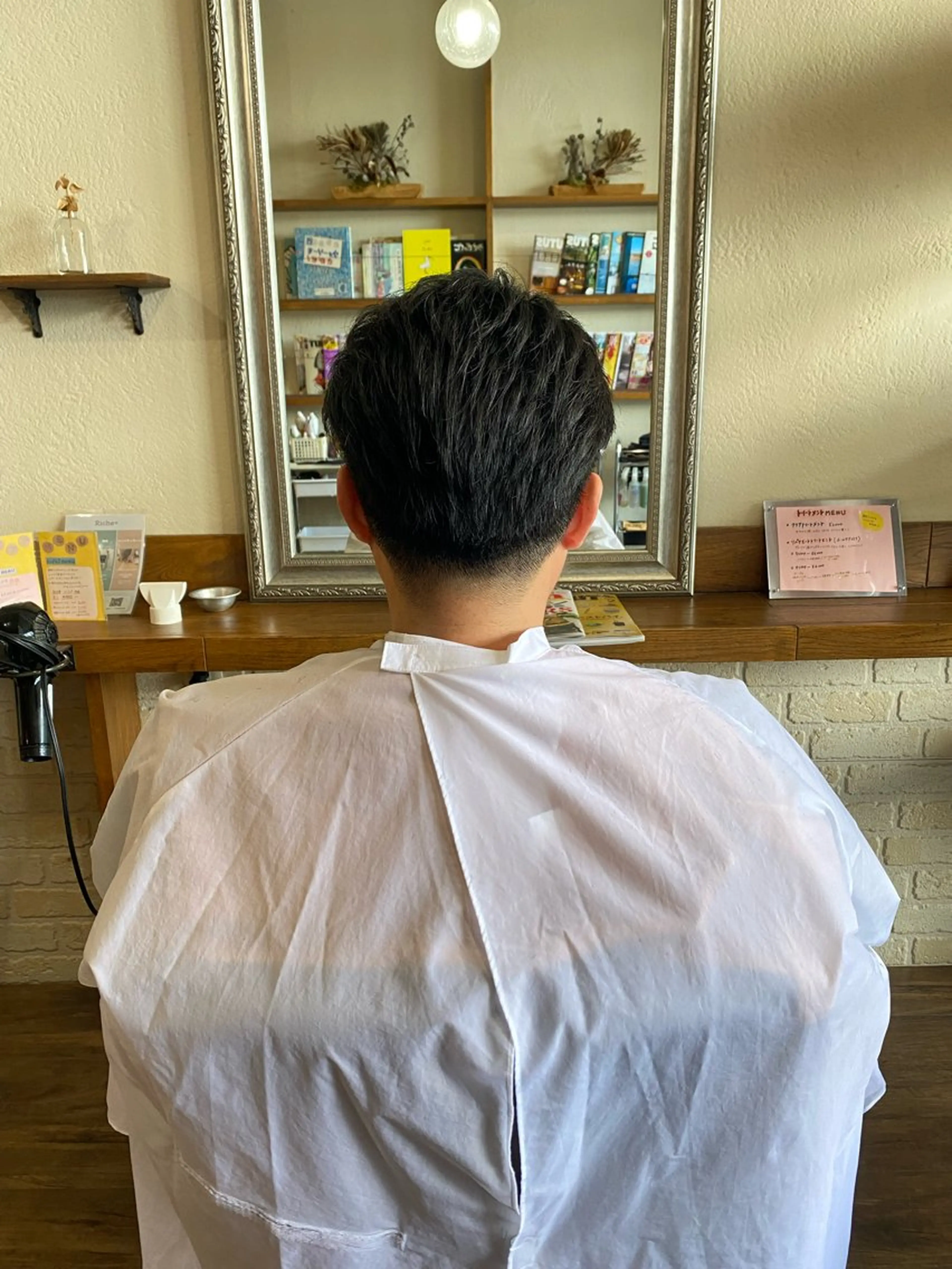 ショート 肥田 夕蘭のヘアスタイル
