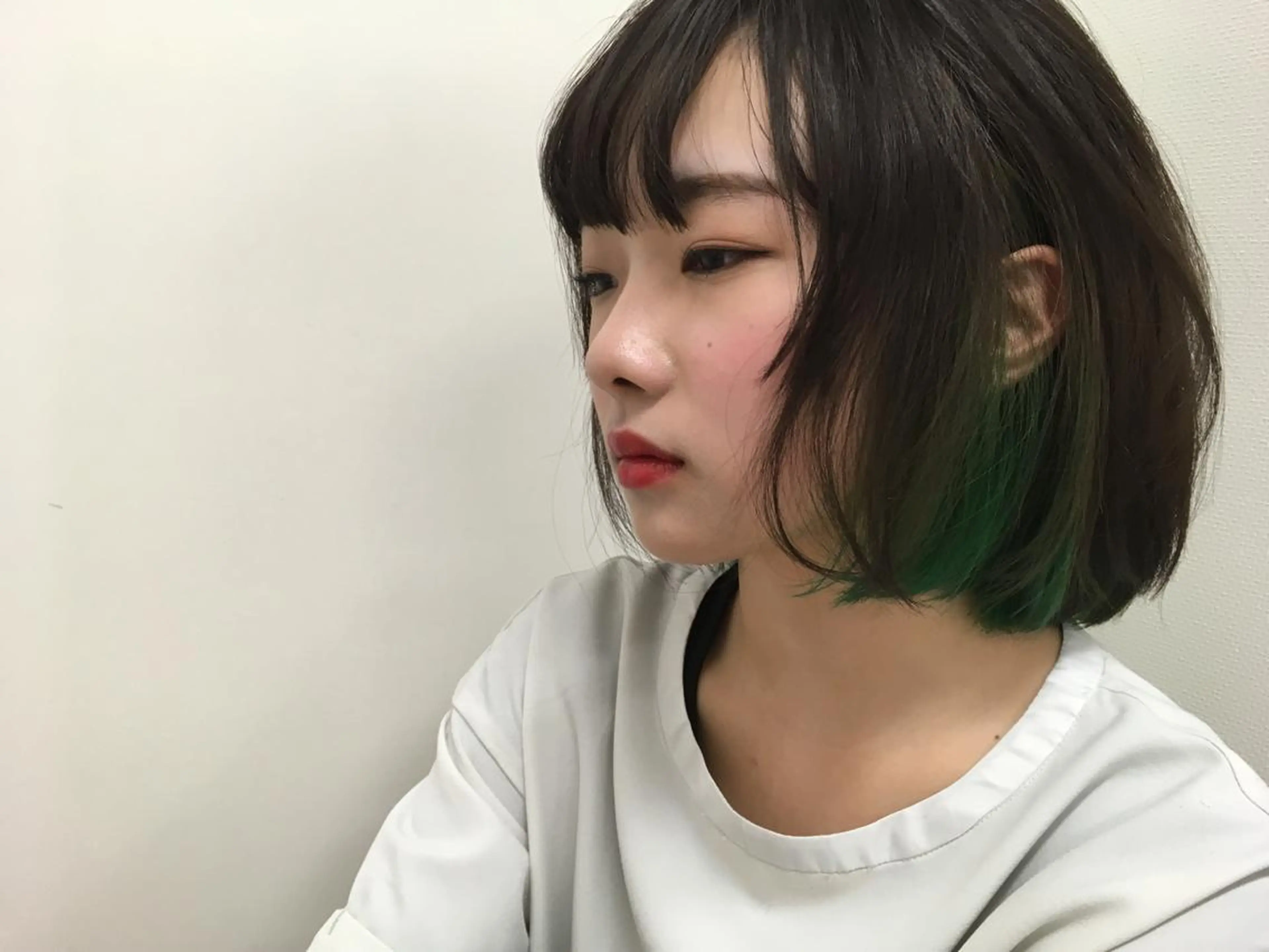 ショート カラー グラデーションカラー カット ヘアカラー ブリーチ/ハイトーン SERINAのヘアスタイル
