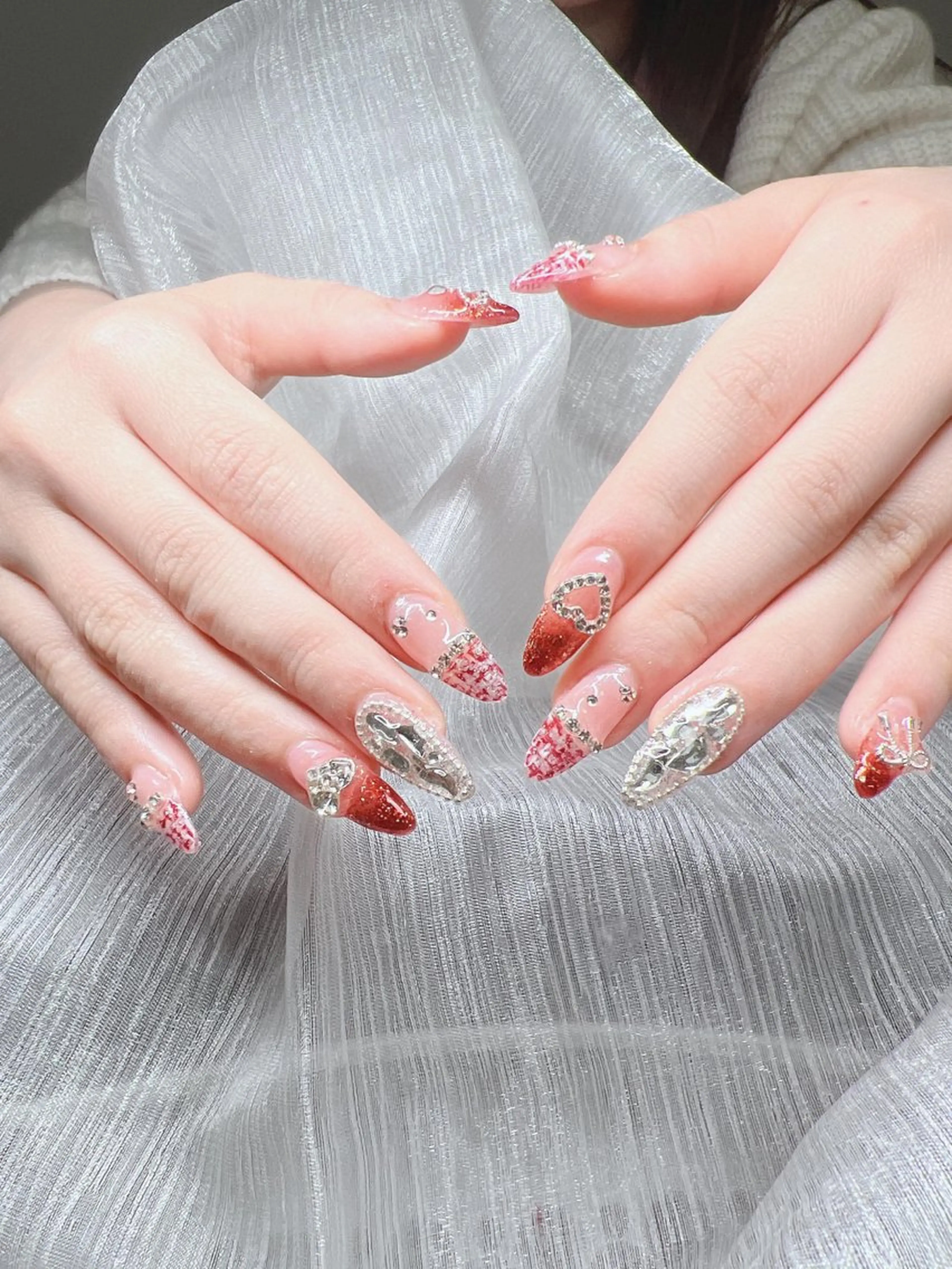 ネイル オーロラネイル チークネイル 長さ出し フットネイル フレンチネイル Lee Nailsのネイルデザイン