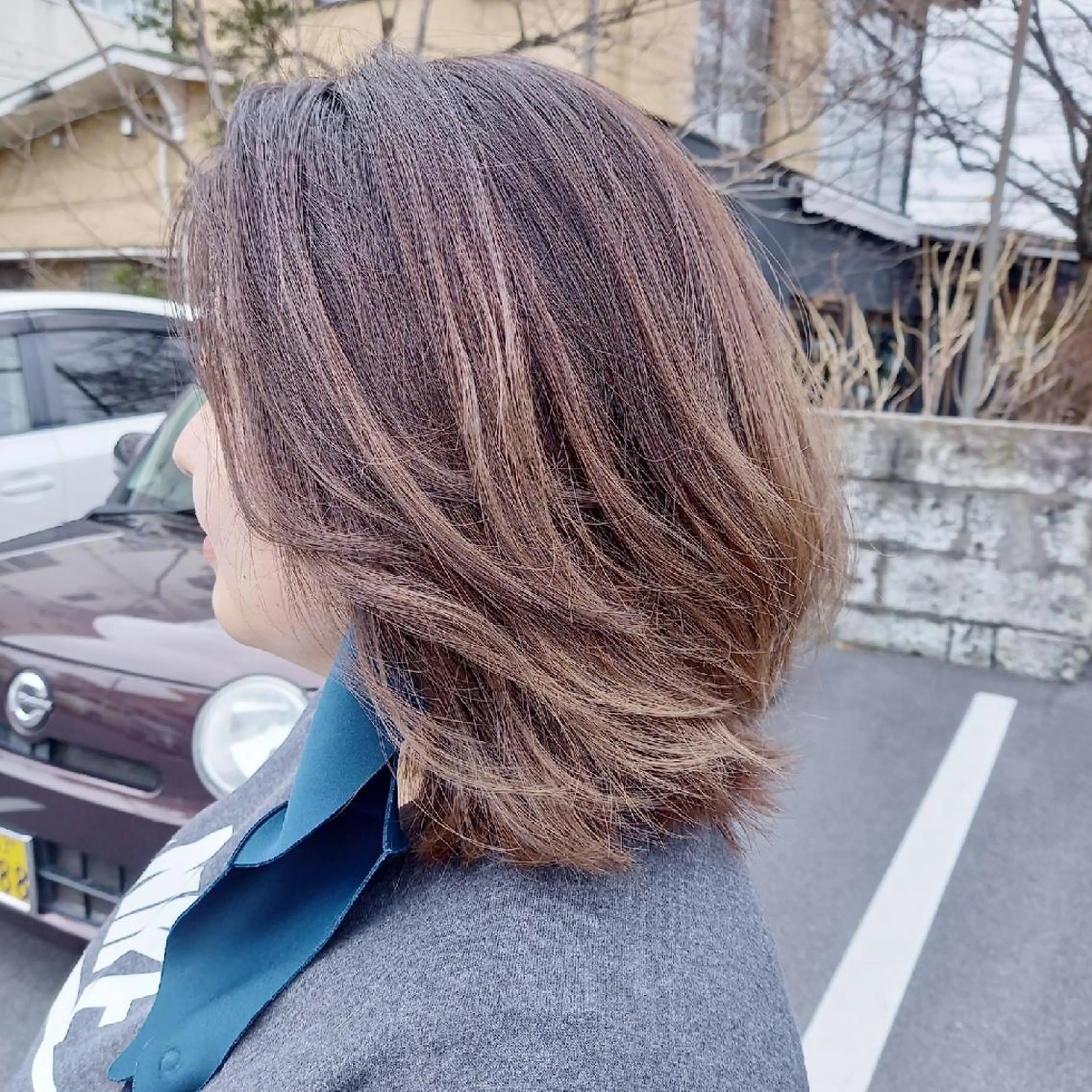 カラー ベージュカラー グラデーションカラー 飯田 仁美のヘアスタイル