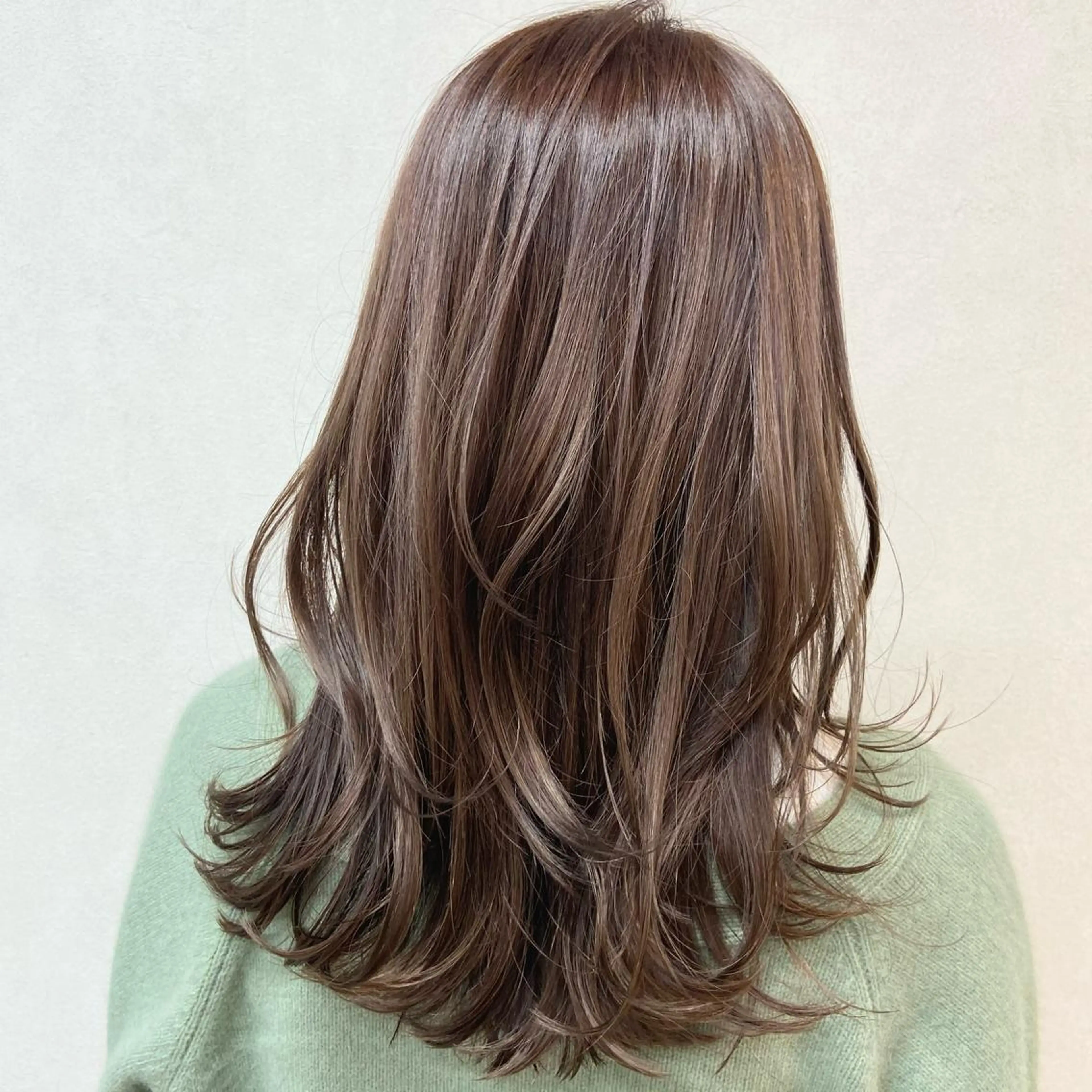 ミディアム カラー アディクシーカラー ベージュカラー 透明感カラー コテ巻き風パーマ★ はるさんのヘアスタイル