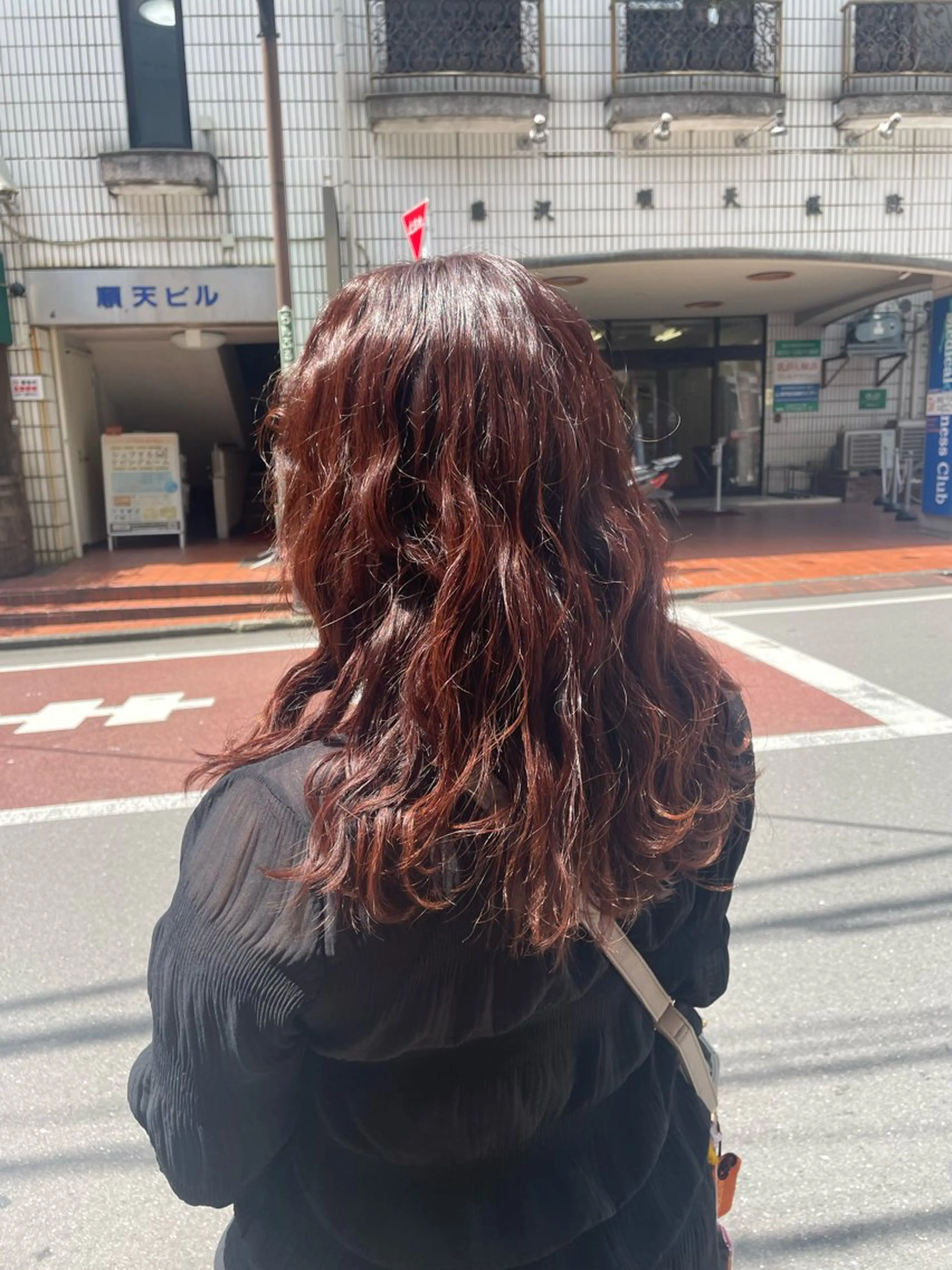 [巻くだけで柔らかい雰囲気に🐑お出かけ前にふわふわ仕上がり💭🍊]コテ巻き仕上げの写真