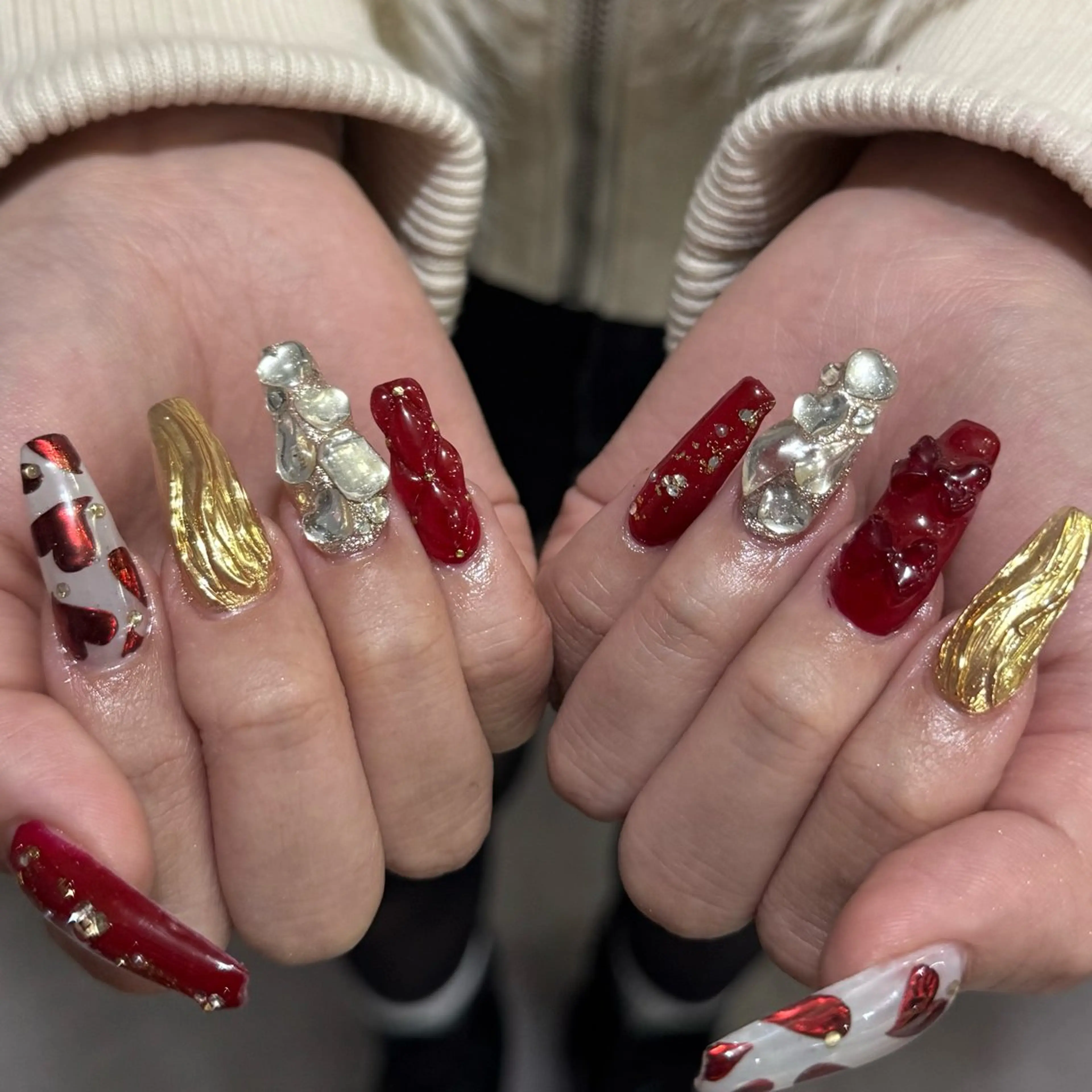 セミロング 小川 柚香のネイルデザイン