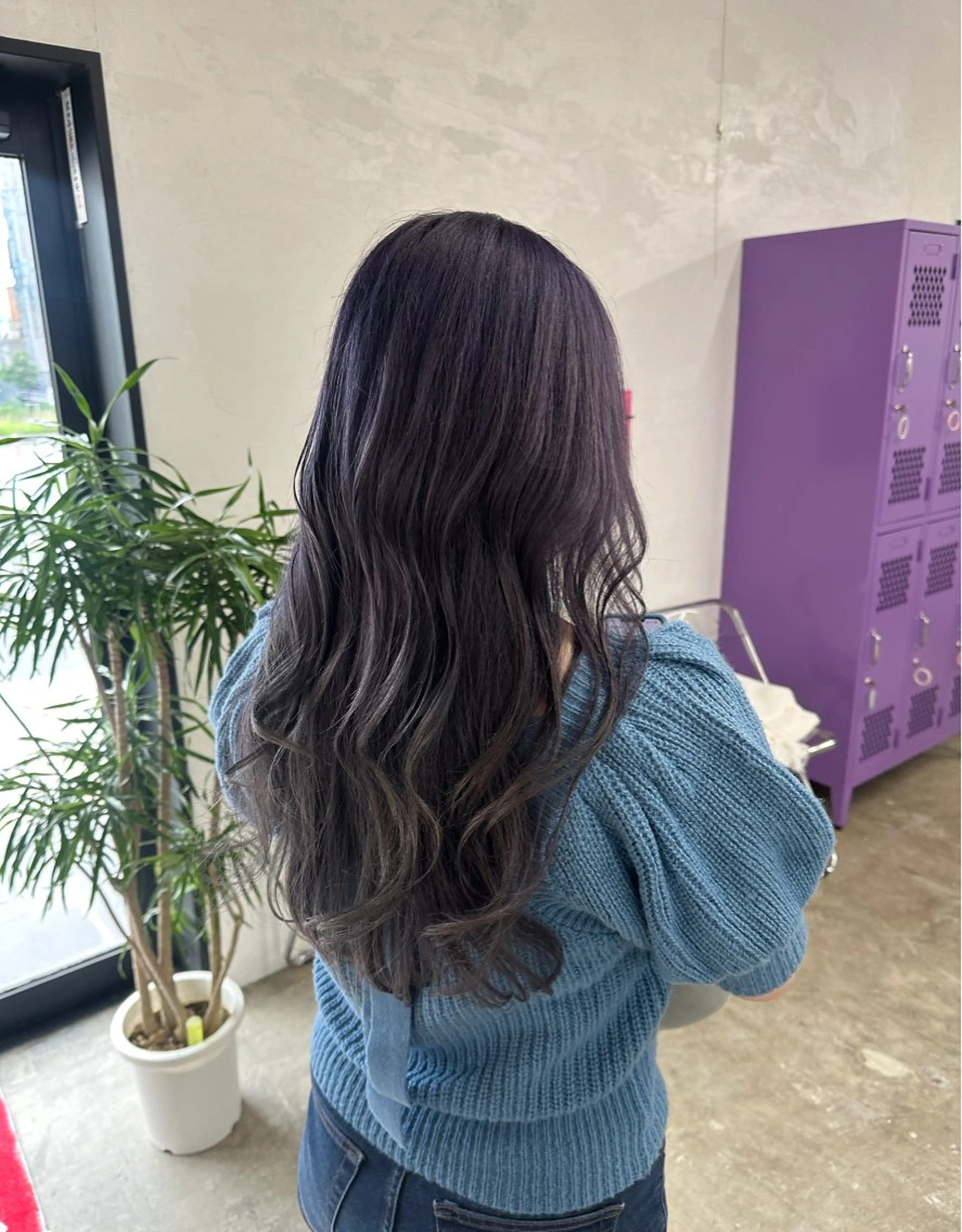 ロング miloc naha ナナカのヘアスタイル