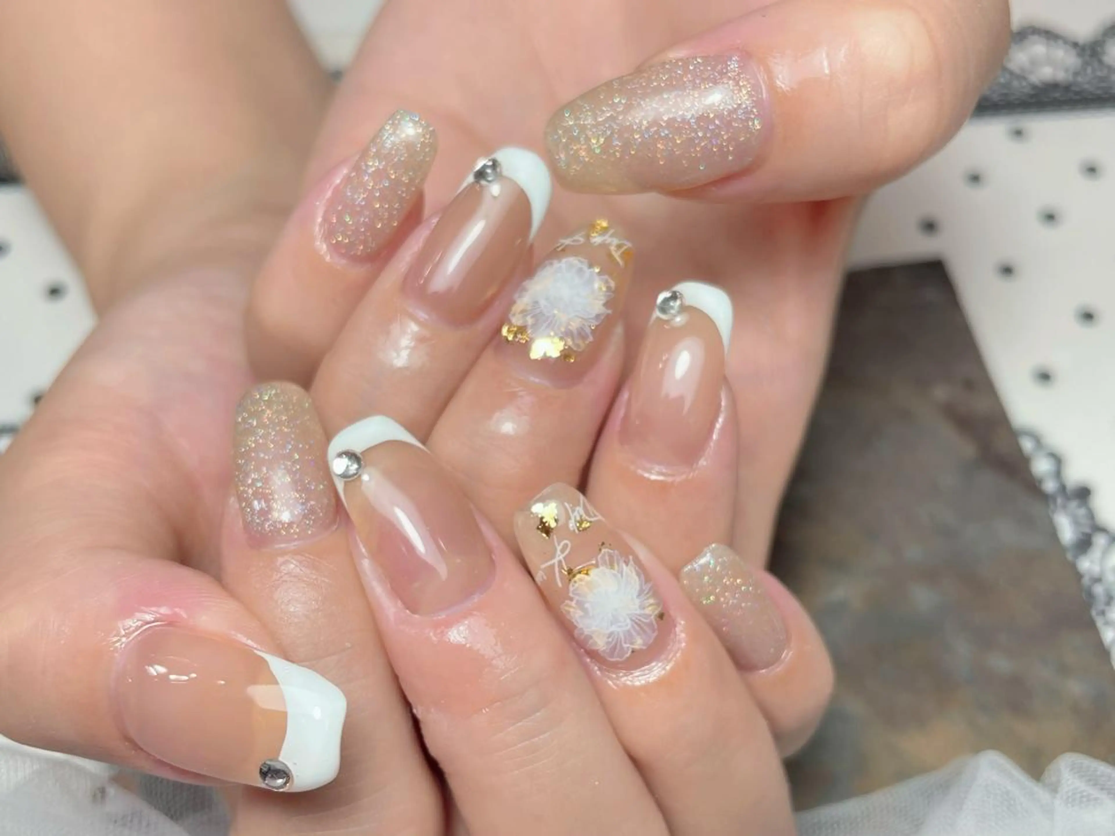 ネイル ハンドネイル マジック ミラーのネイルデザイン