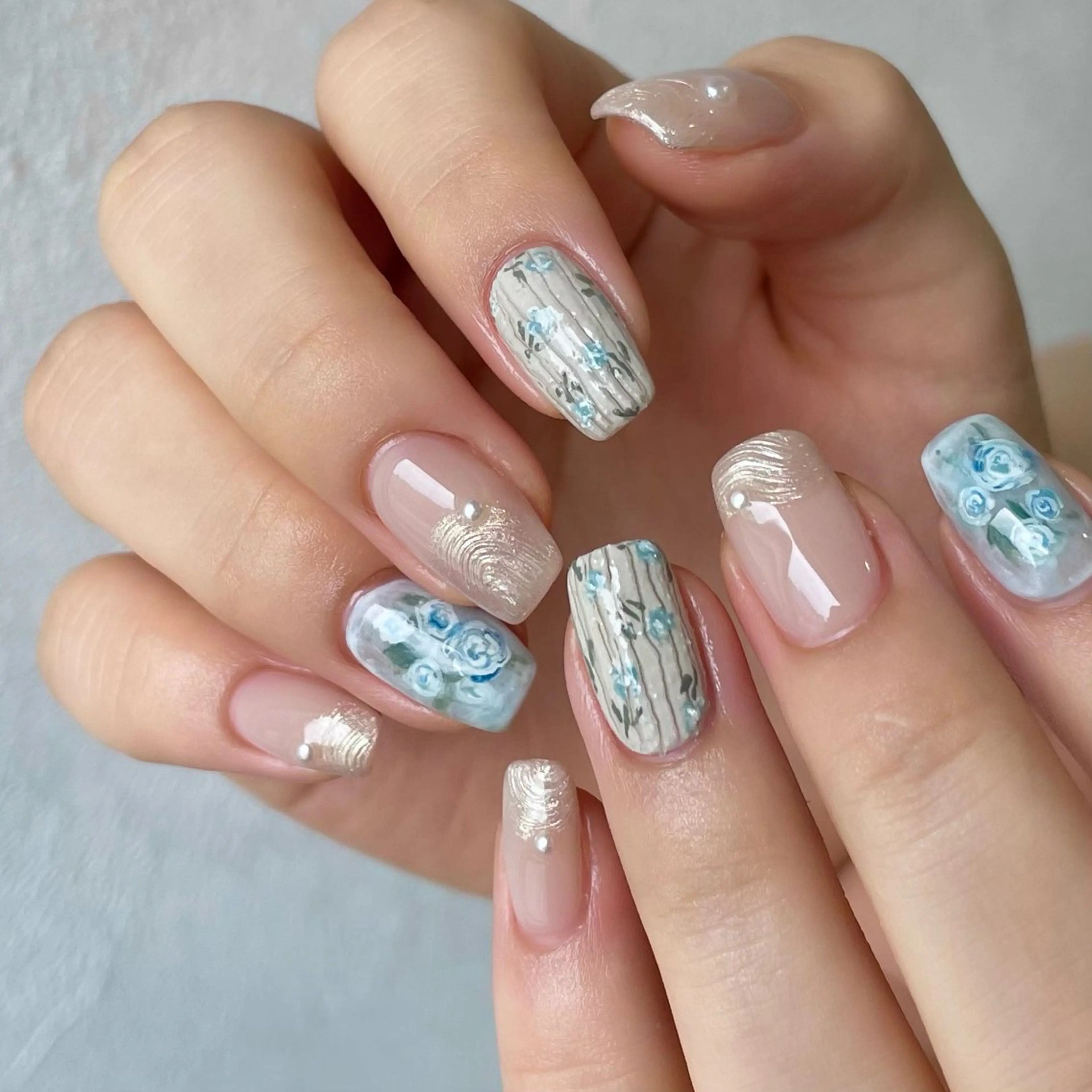 ネイル アートネイル ジェルネイル 水色 持ち込み ニュアンスネイル ハンドネイル norme_ akiのネイルデザイン