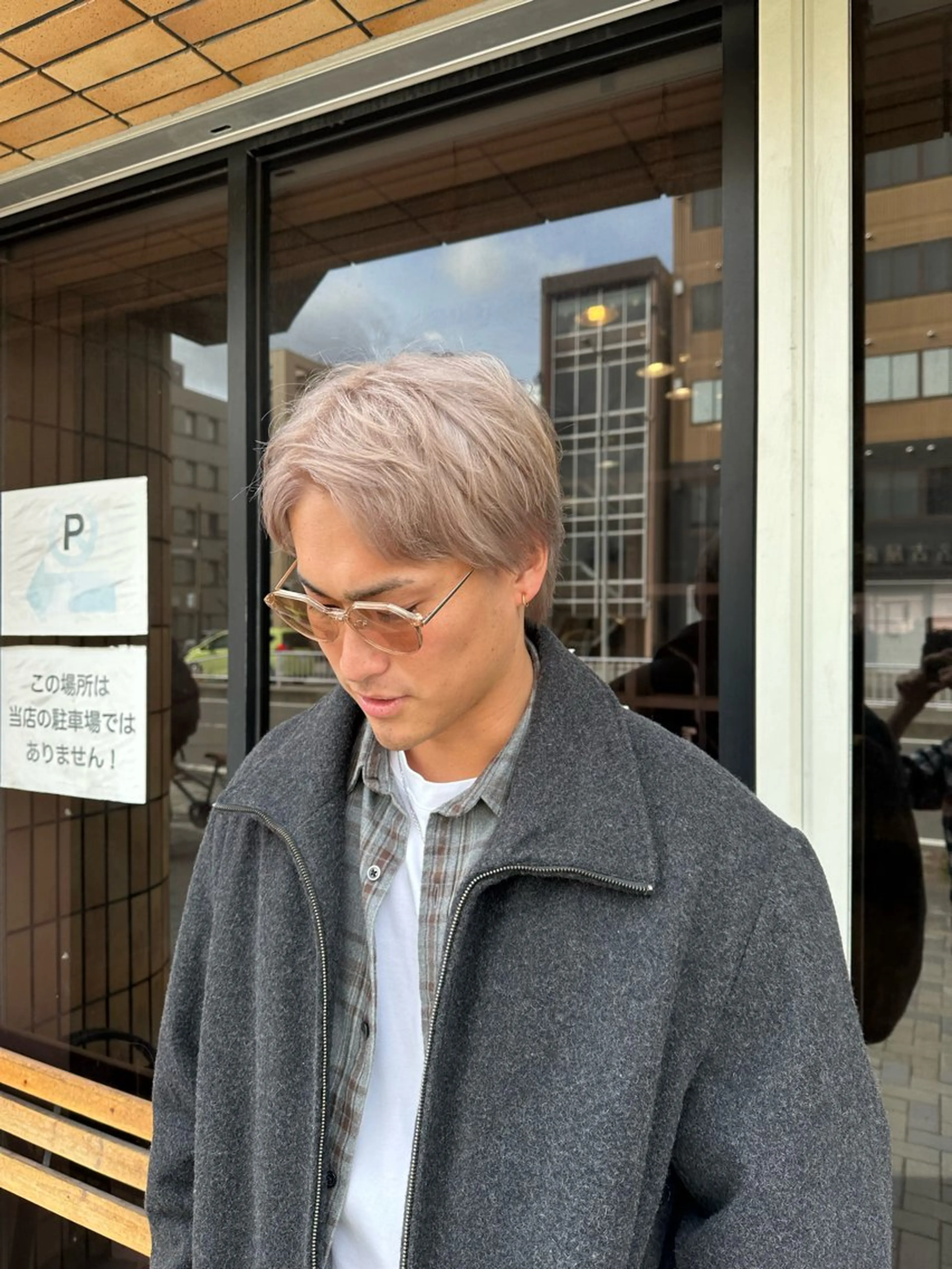 カラー メンズ メンズブリーチ メンズハイトーン スパイキーショート ブリーチ ハイトーンカラー カット ヘアカラー ハヤシカズキ/カラー ✂/メンズパーマのヘアスタイル