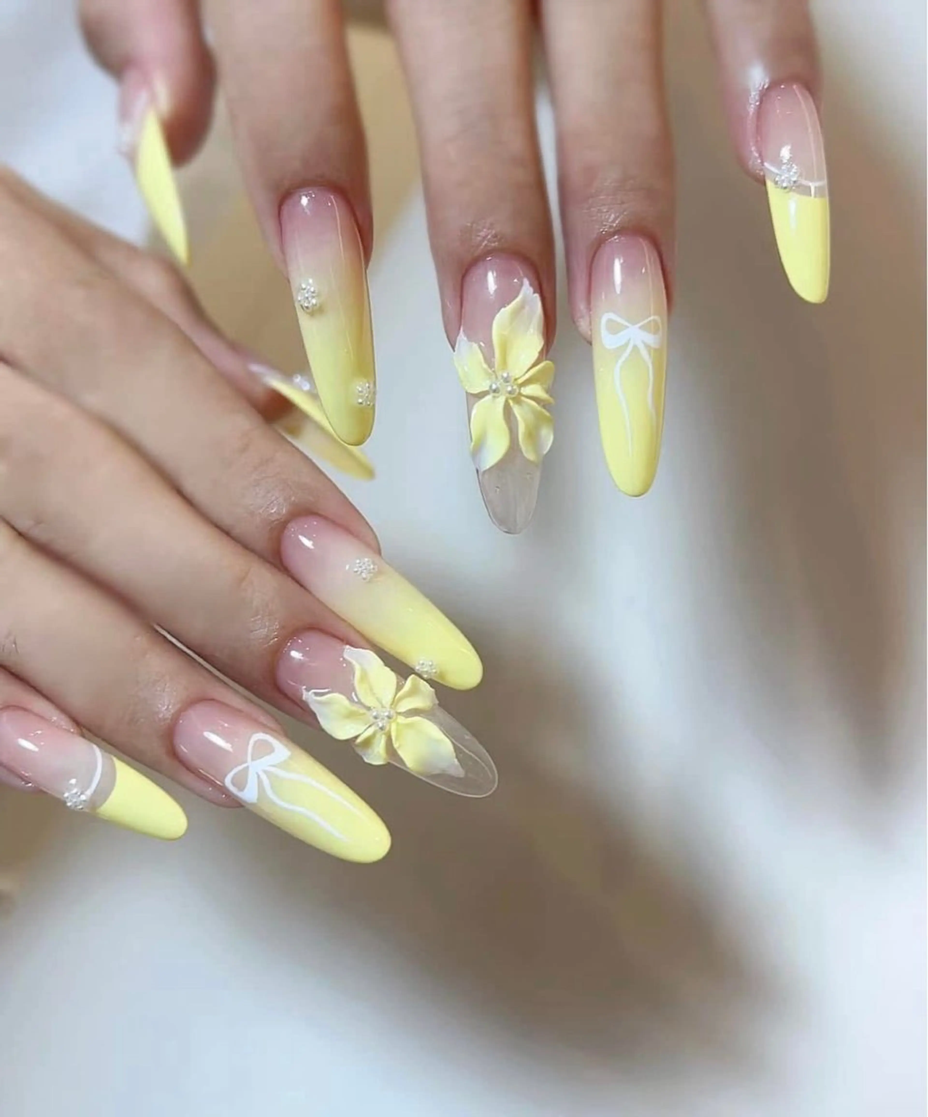 ネイル チークネイル フレンチネイル グラデーション キラキラネイル 韓国ネイル Minette nailHuongのネイルデザイン