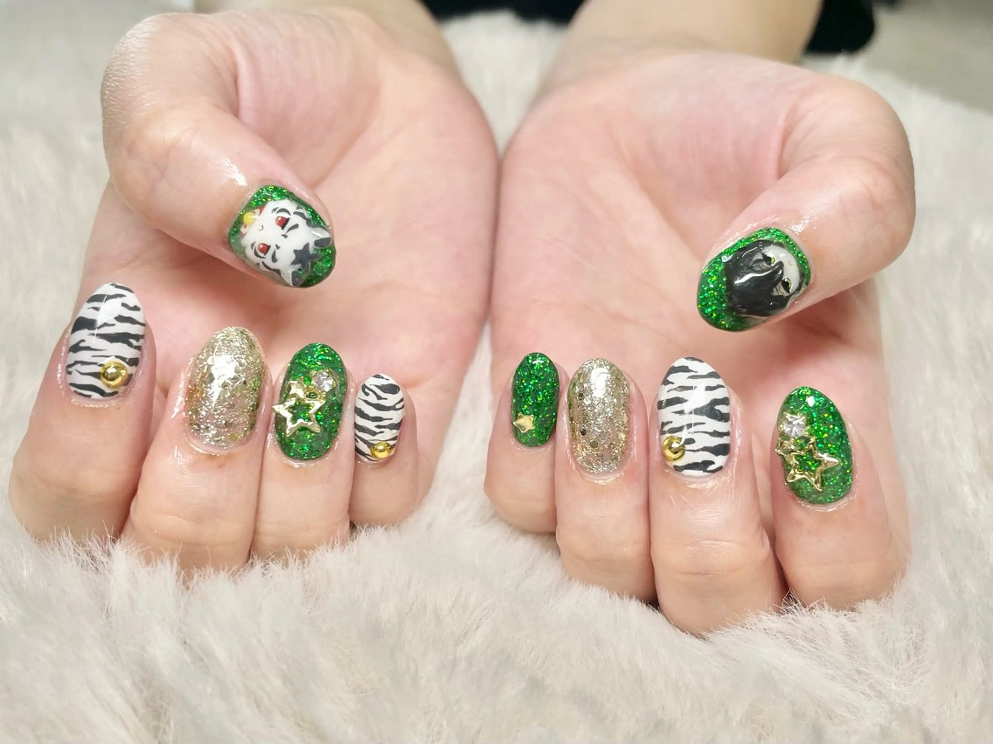 ネイル FILL nail SHIORIのネイルデザイン
