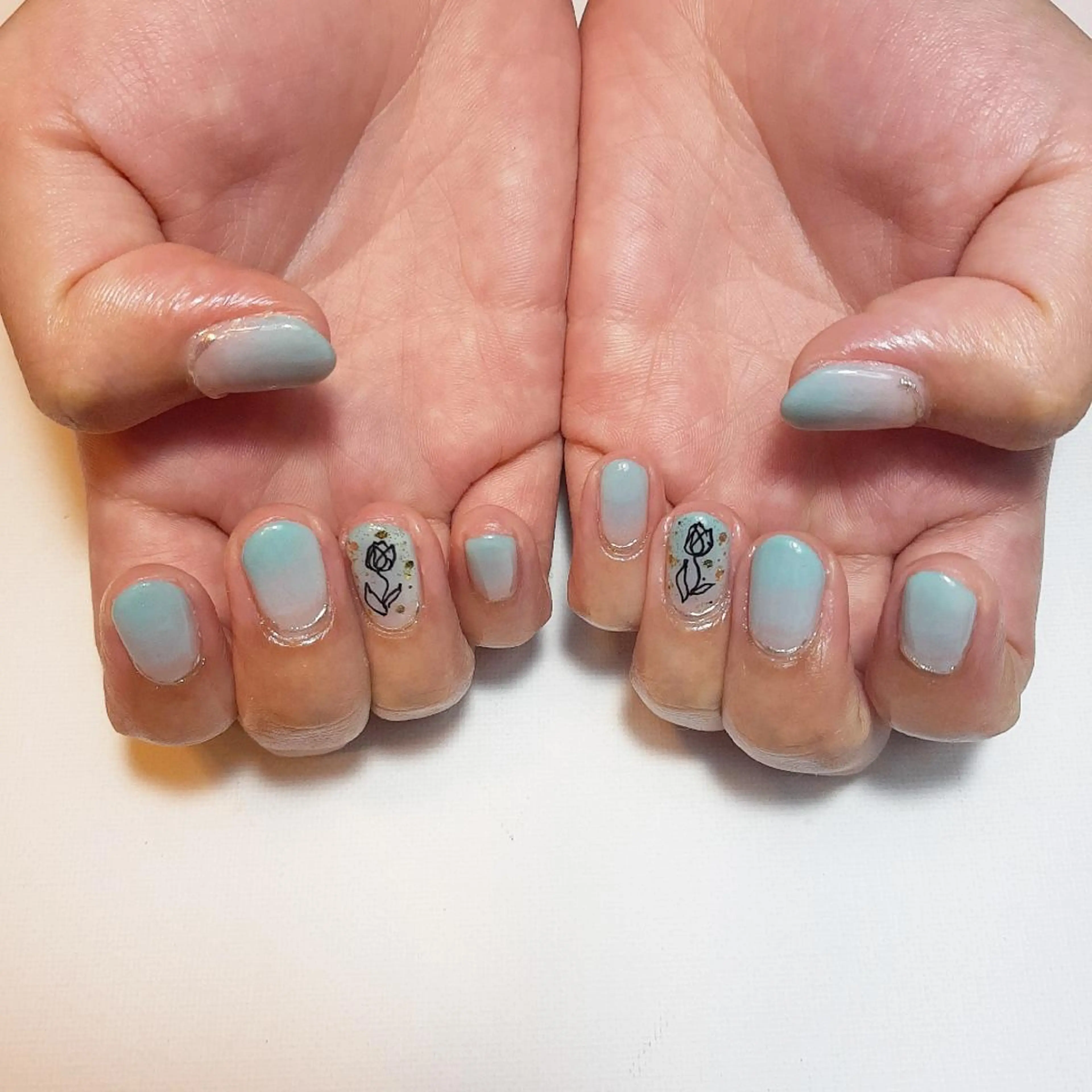ネイル グラデーション 春ネイル owlnail /持込みデザイン専門のネイルデザイン