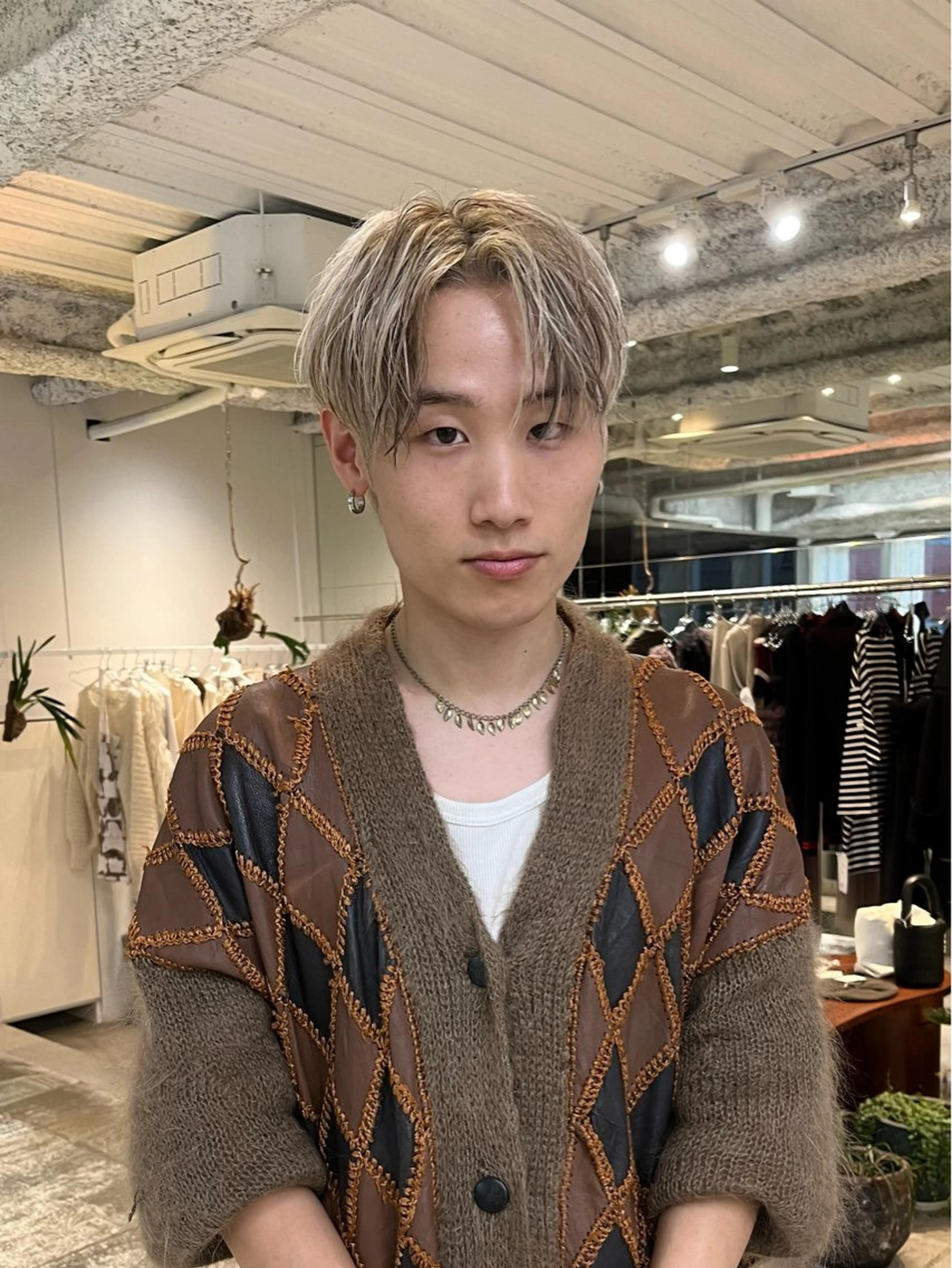 メンズ センターパート ANY/メンズ特化/ シバヤ ユウキのヘアスタイル