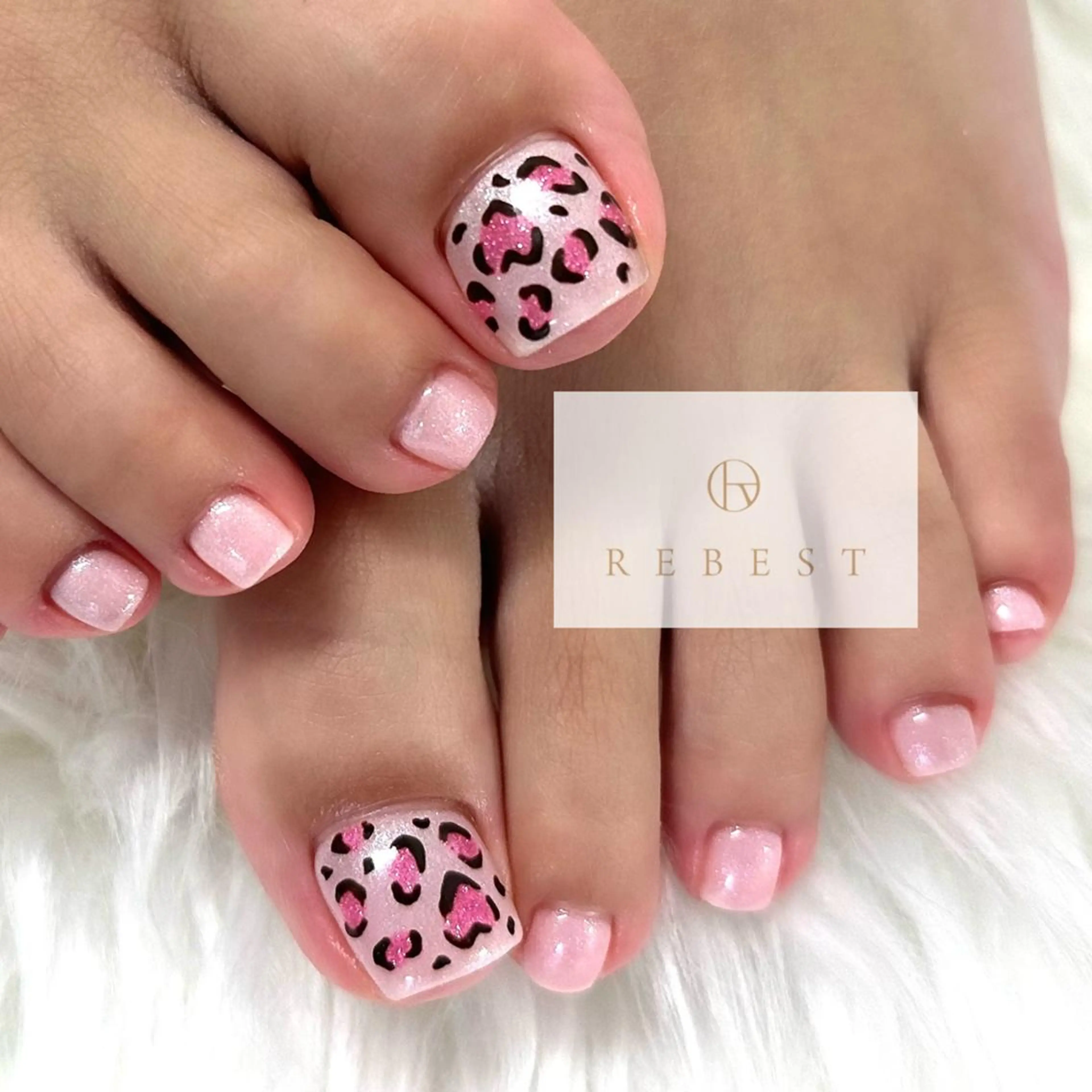 ネイル ❤️💛REBEST 京橋 nailのネイルデザイン