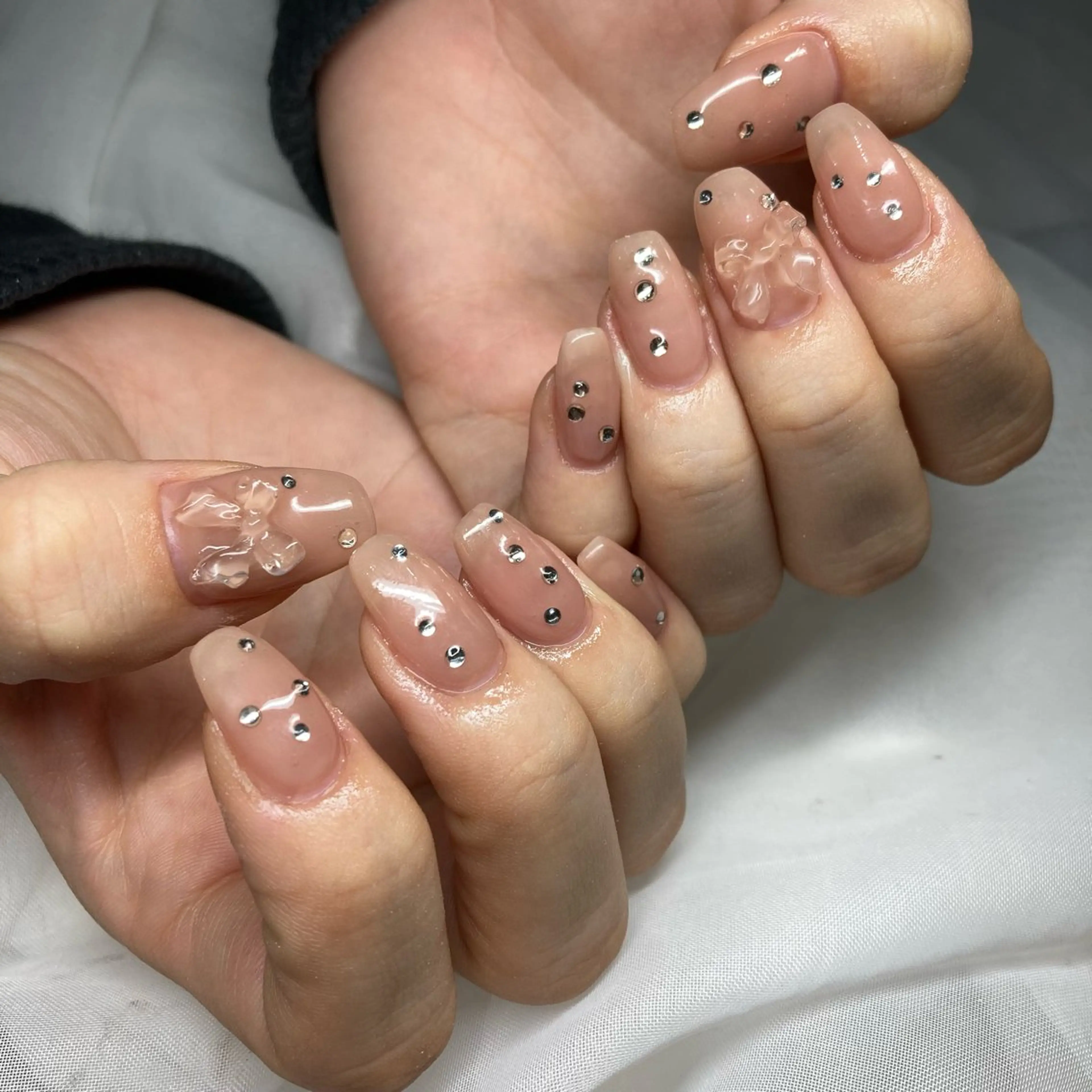 ネイル 長さ出し フレンチネイル ジェルネイル グラデーション マグネットネイル ハンドネイル Gracias. rieのネイルデザイン