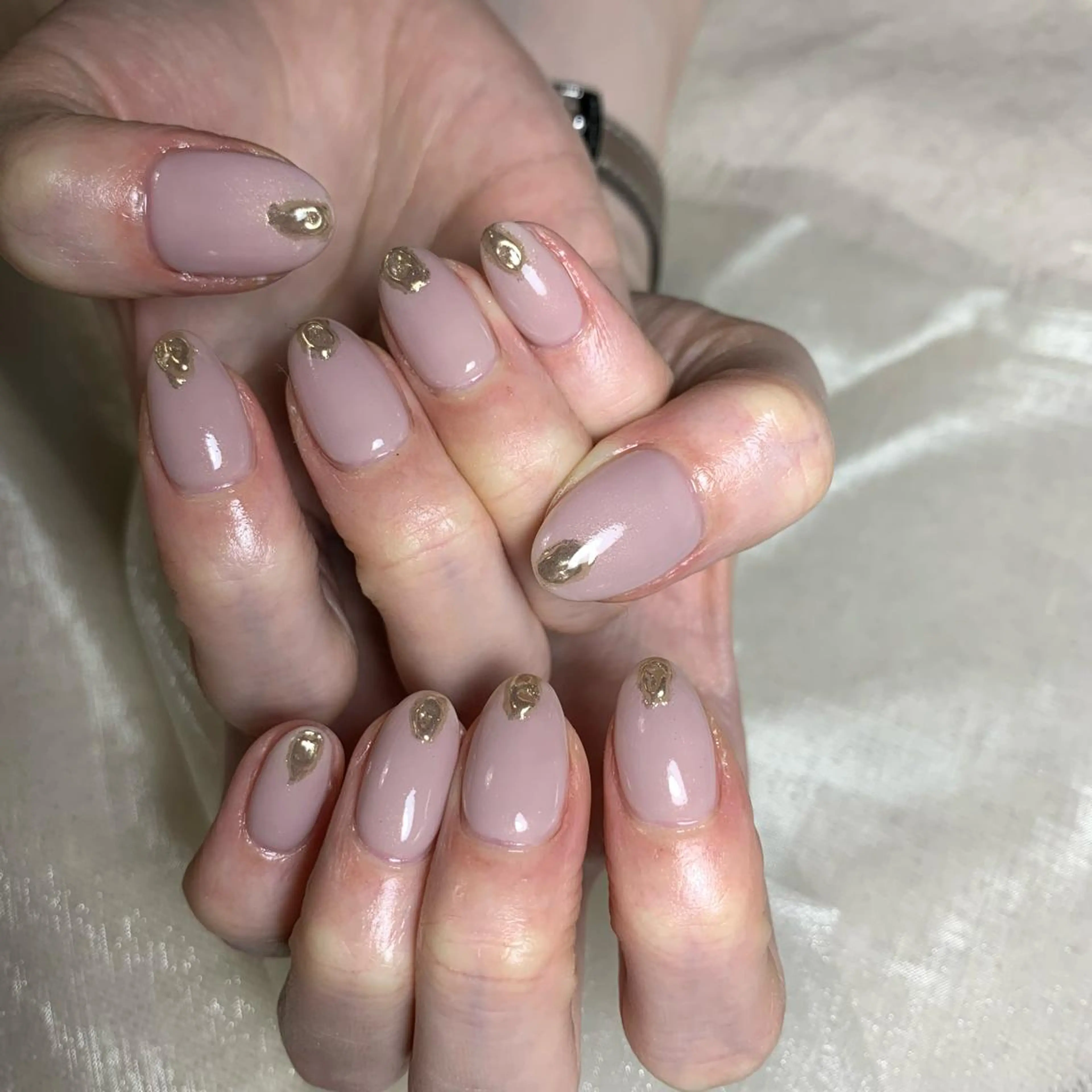 ネイル repos~ルポ~所属・里見 麗のネイルデザイン