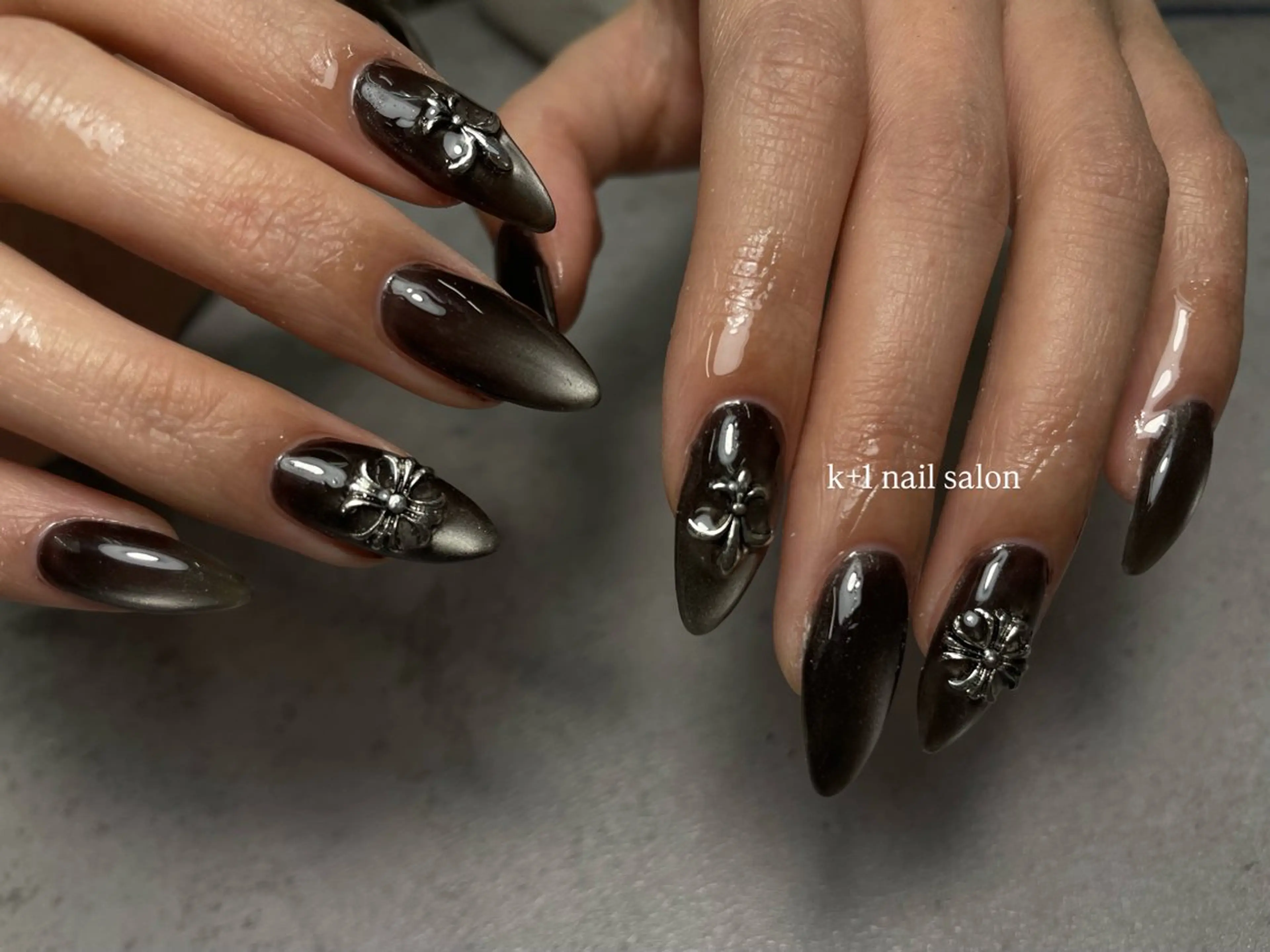 ネイル マグネットネイル ハンドネイル k+1 nail salonのネイルデザイン