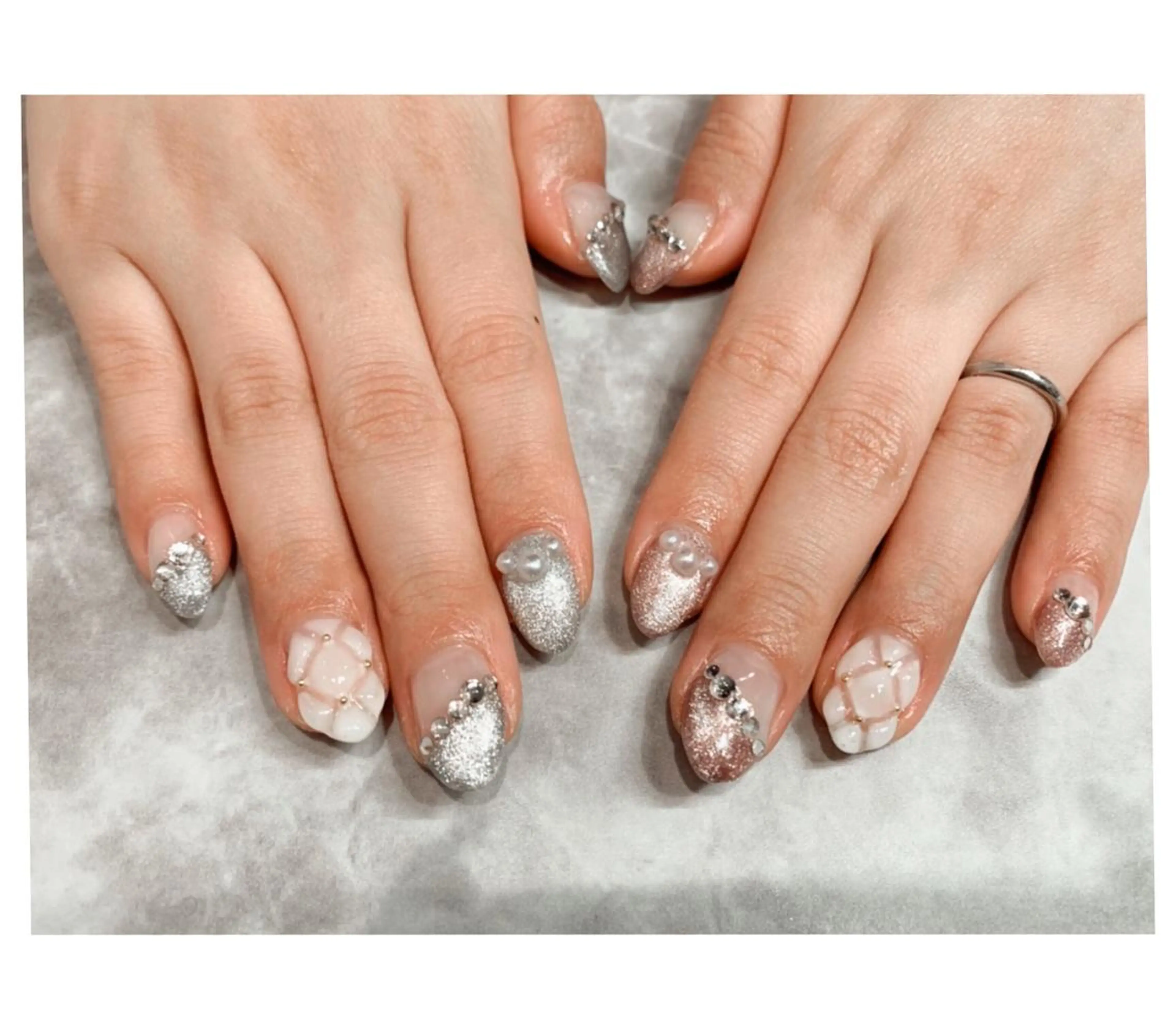 ネイル ハンドネイル 長谷川 奈緒美のネイルデザイン