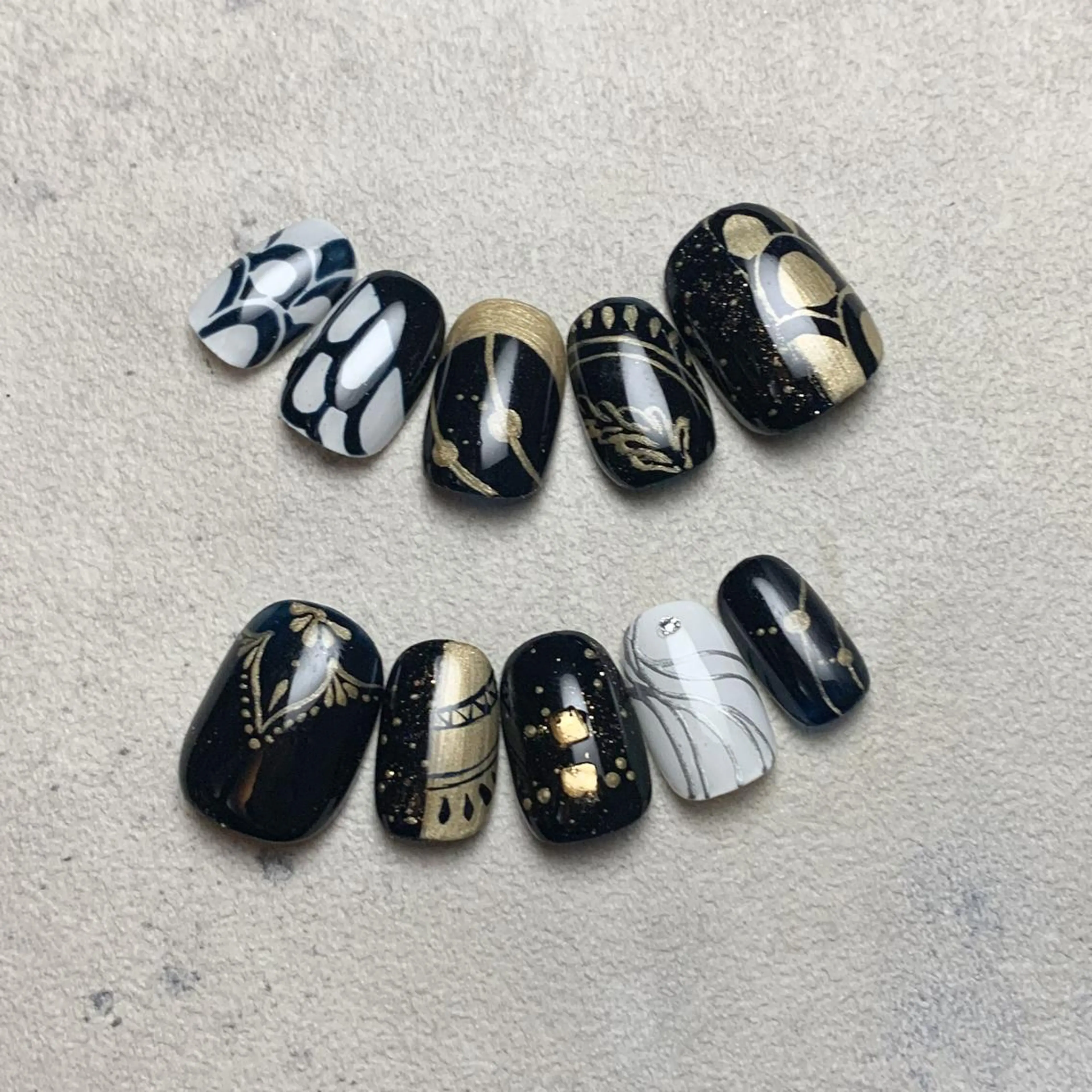 ネイル ハンドネイル FIORITURA aiのネイルデザイン